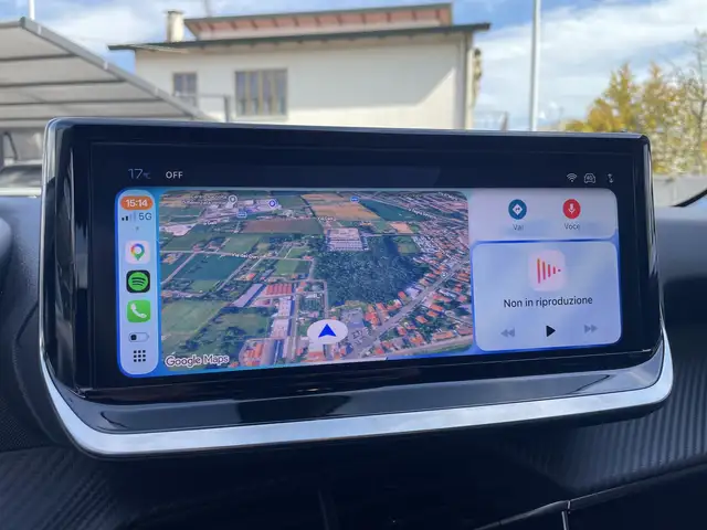 Peugeot 208 view 14