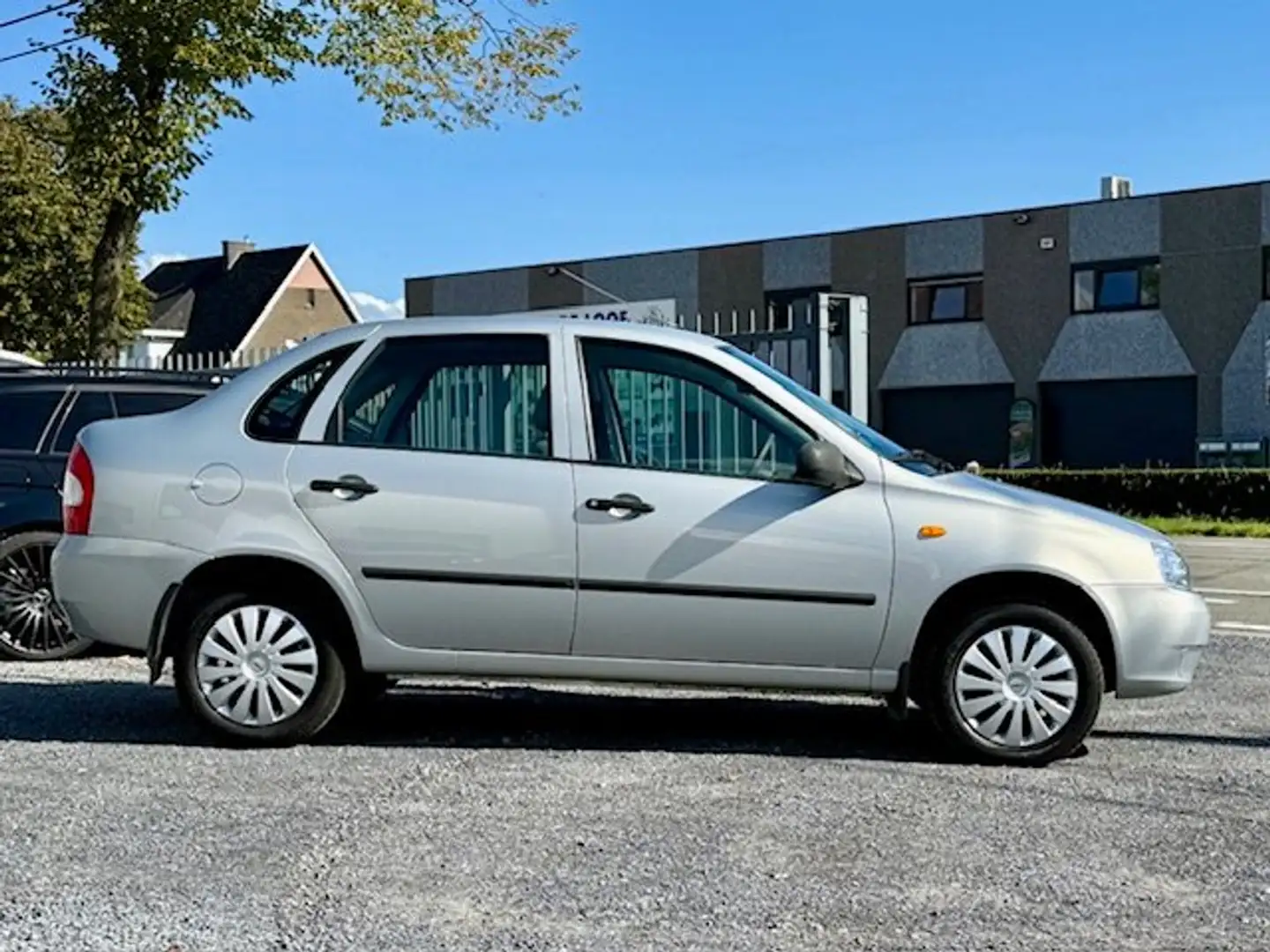 Lada Kalina Lada 1118 24.500Km Carpass Nieuwstaat / Etat Neuve Argent - 2