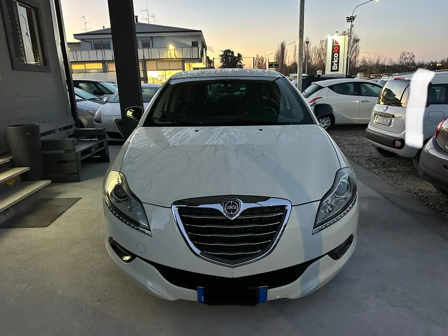 Lancia Delta 1.6 mjt Gold 120cv dpf my14 neopatentati - 2