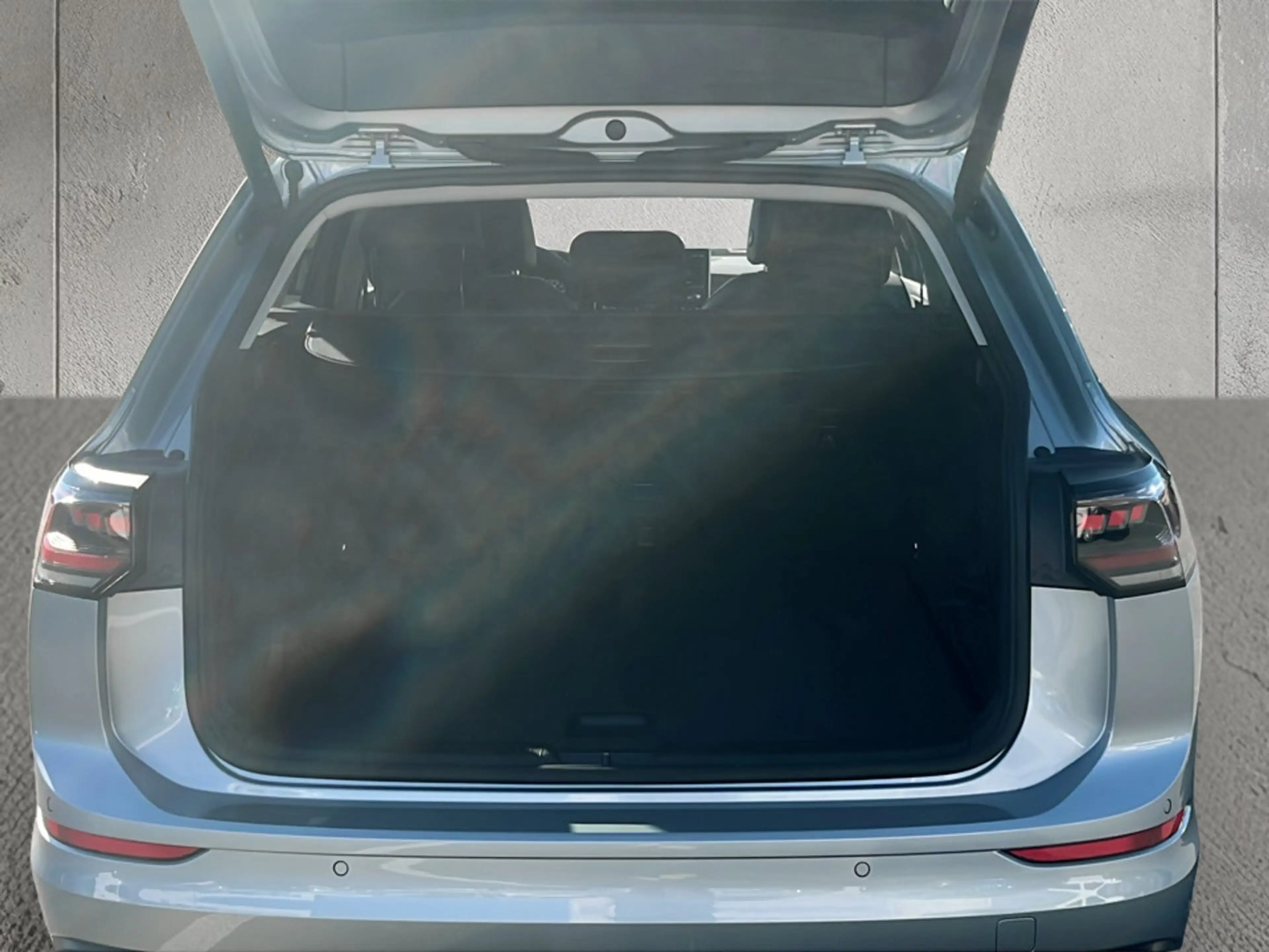 Volkswagen Golf Variant Business mHeV DSG — photo 13
