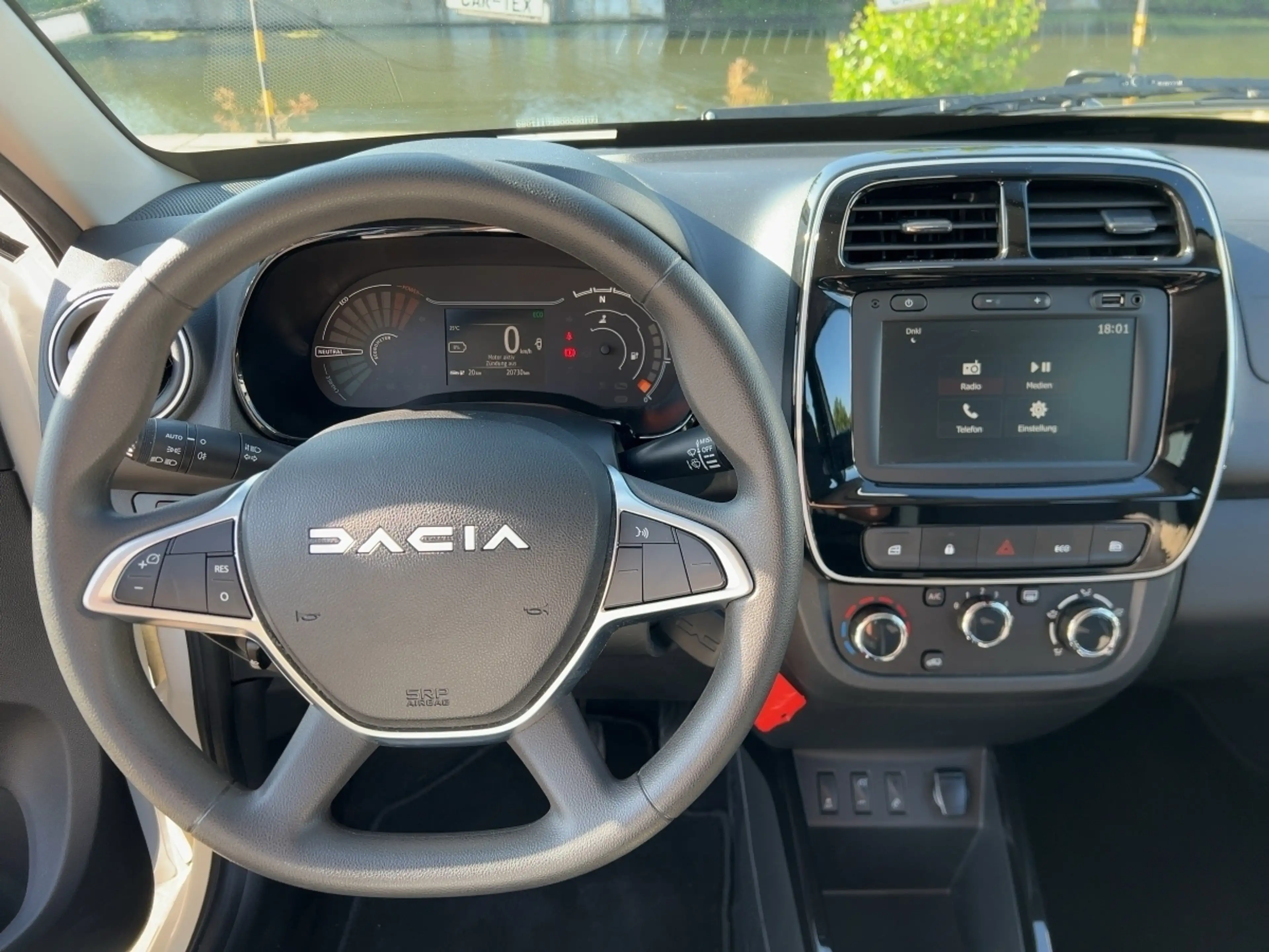 Dacia Spring Essential 45 — photo 12