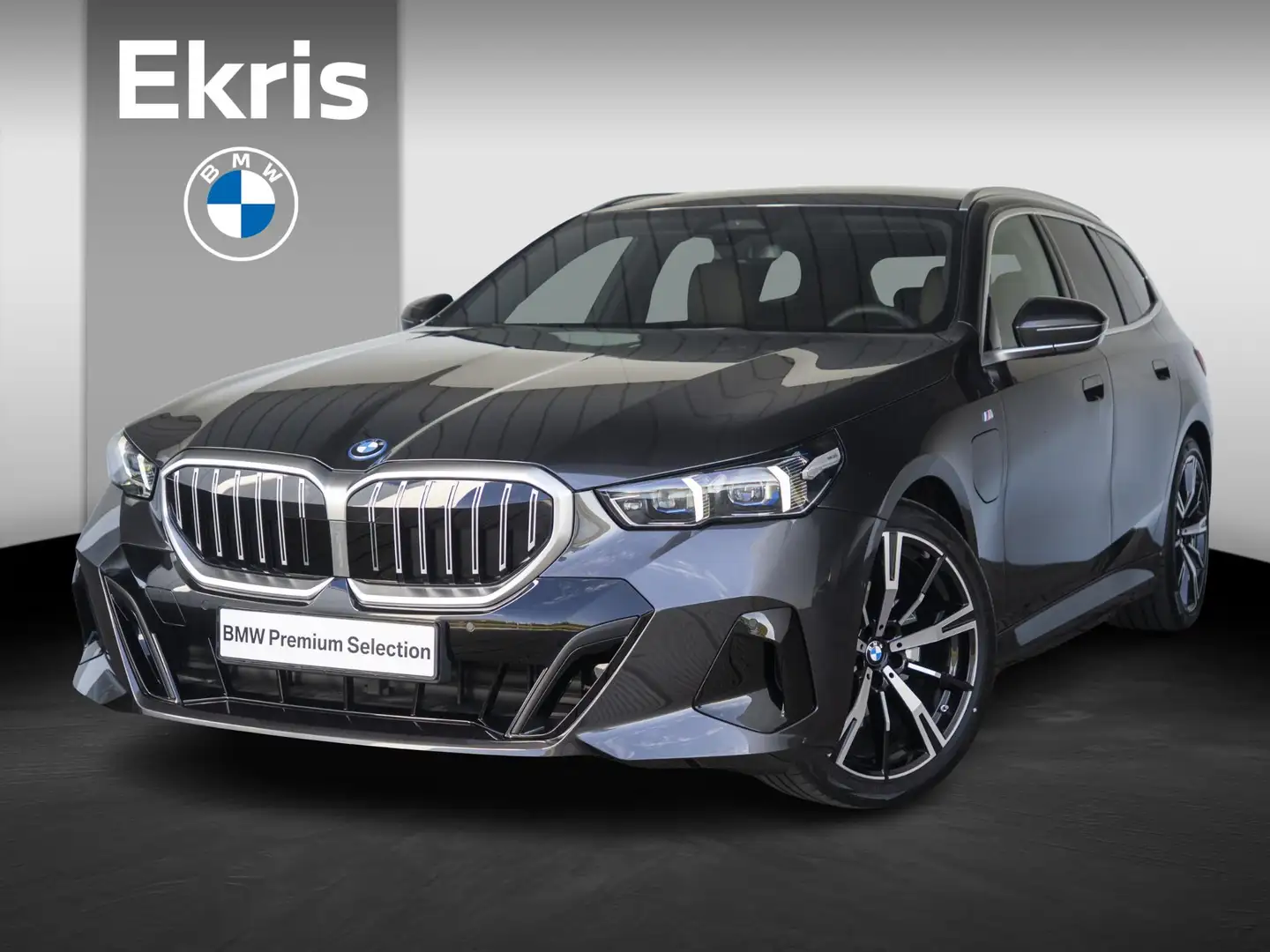 BMW 530 5 Serie Touring 530e | M Sportpakket | Travel Pack Grijs - 1