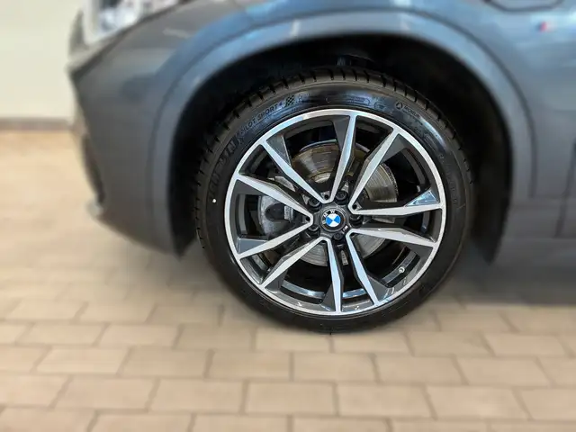 BMW X2 view 3