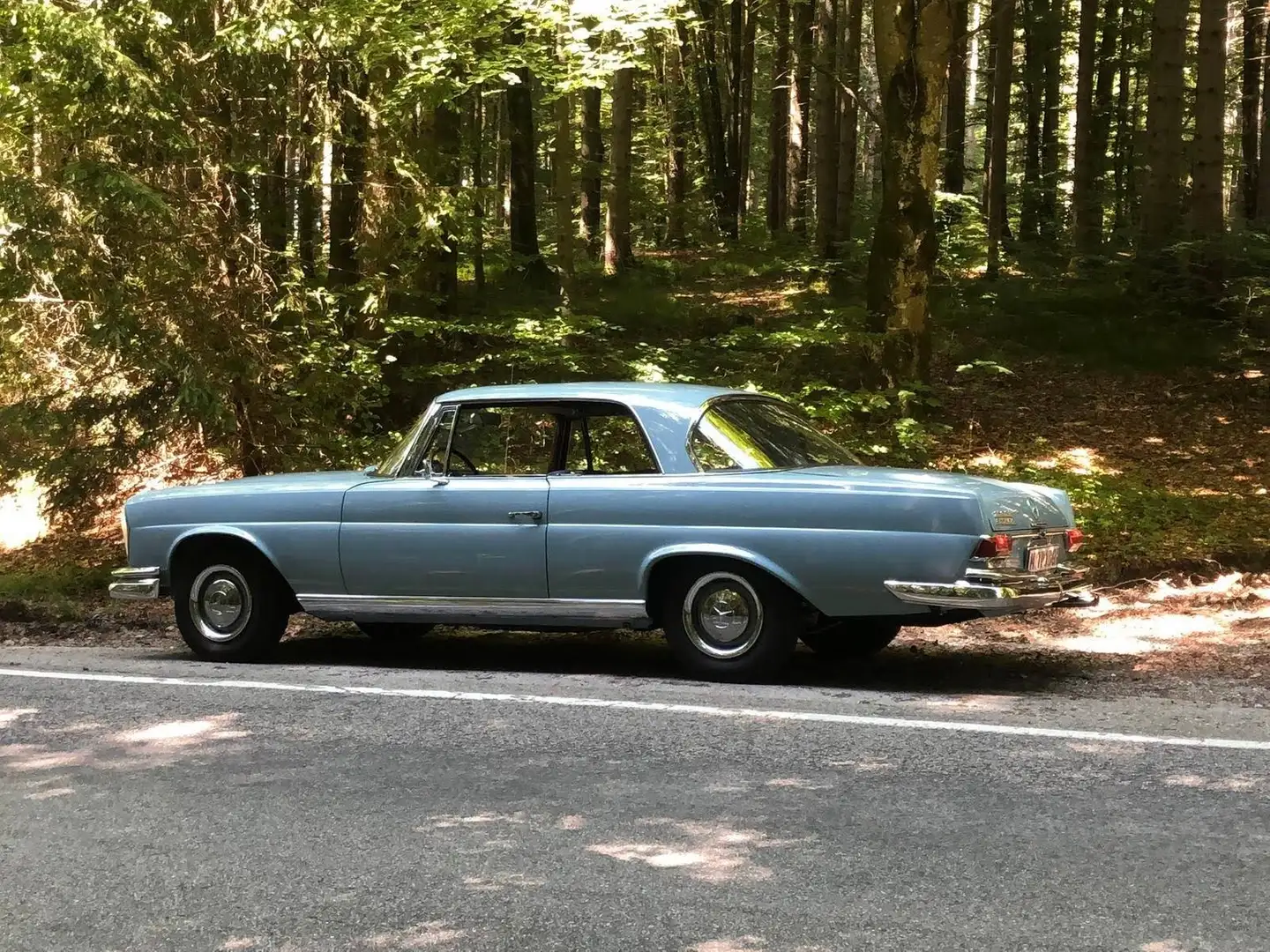 Mercedes-Benz S 250 W111 Coupe Blue - 1