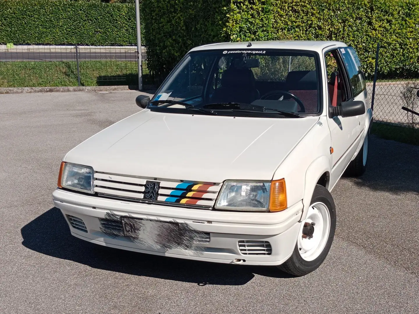 Peugeot 205 1.3 Rallye Weiß - 1