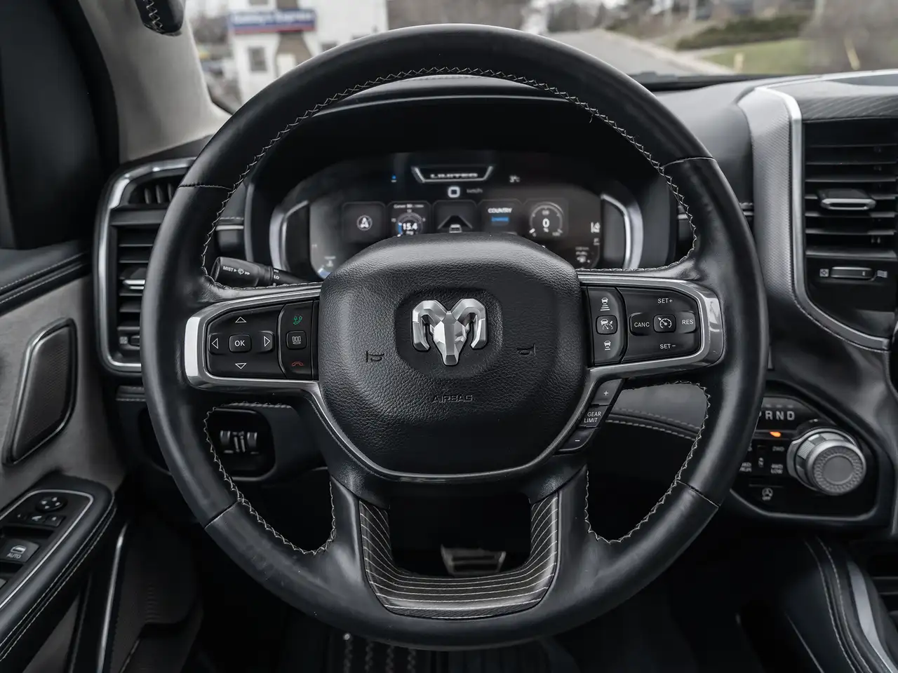 RAM 1500 снимка RAM 1500