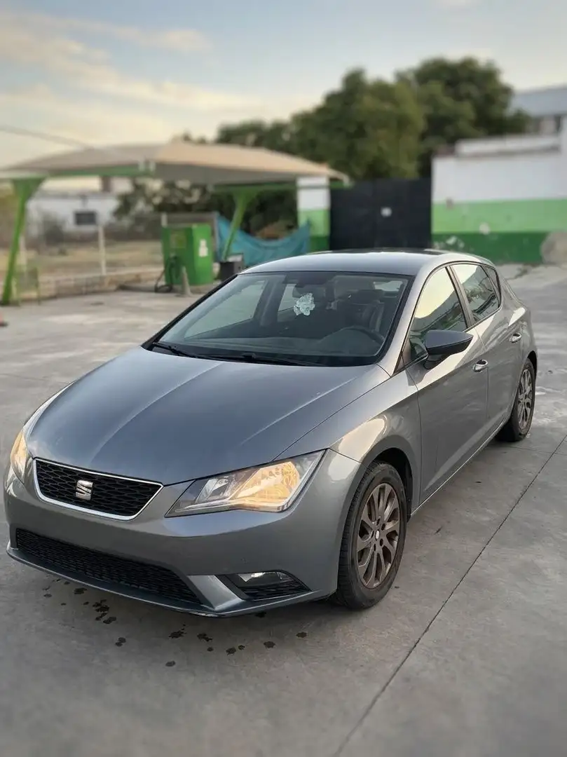 SEAT Leon León 1.6TDI CR S&S Style 105 - 2