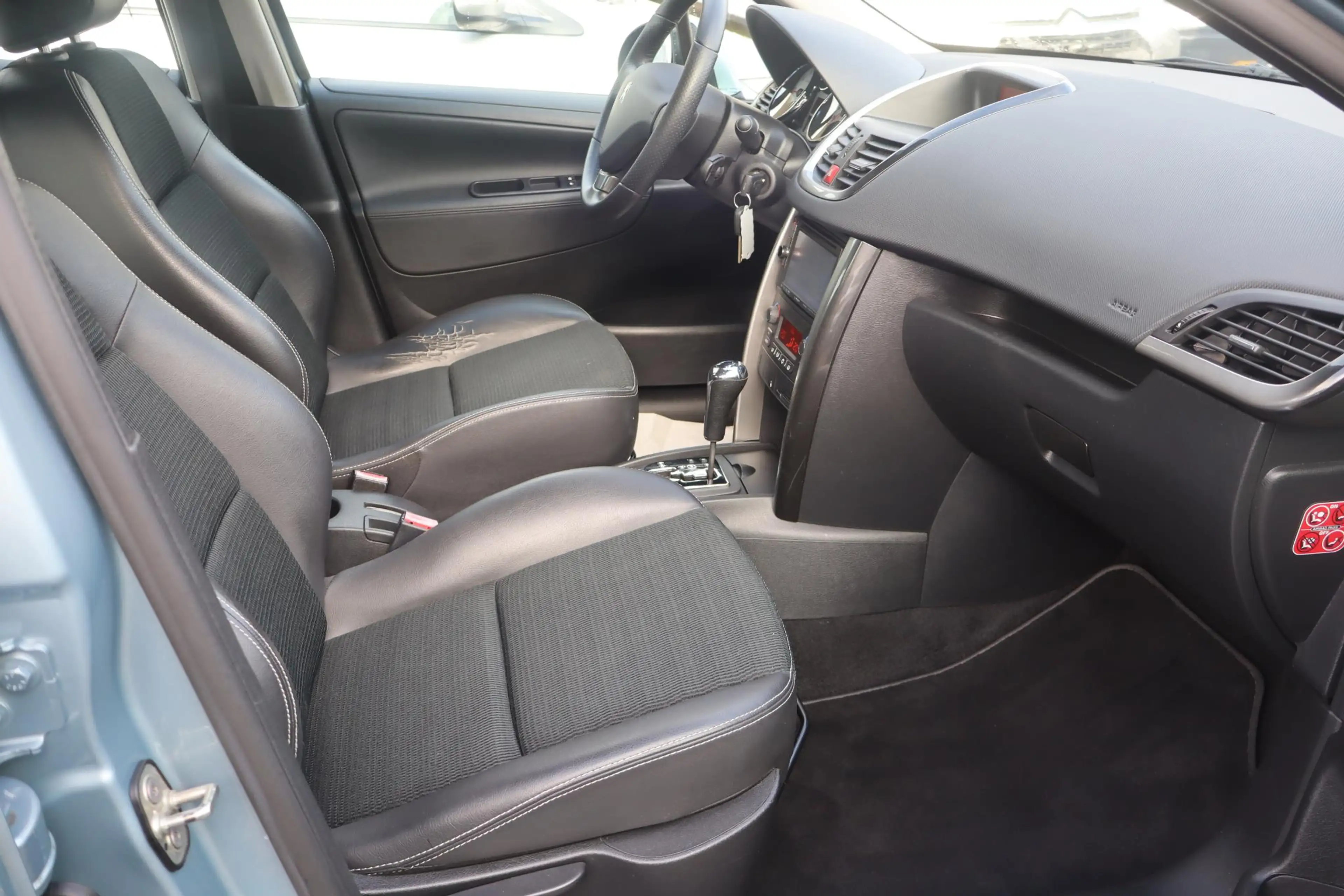 Peugeot 207 1.6 VTi Allure Navigatie, Panoramadak, Automaat, C — photo 12