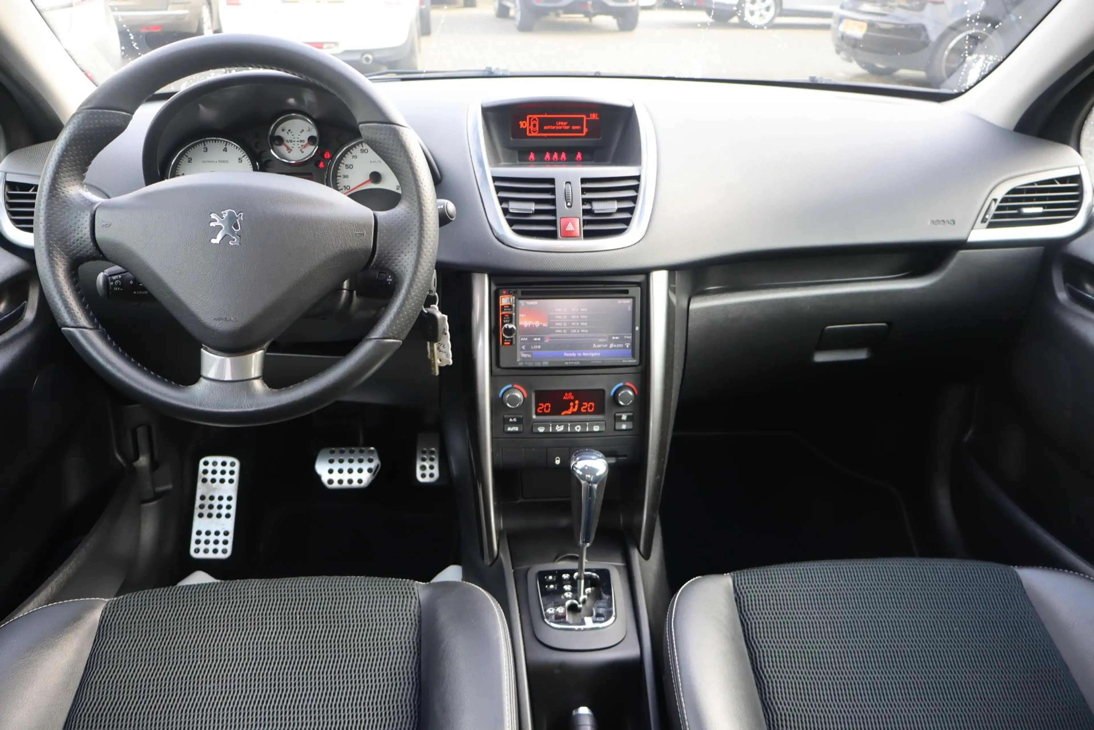 Peugeot 207 1.6 VTi Allure Navigatie, Panoramadak, Automaat, C — photo 2