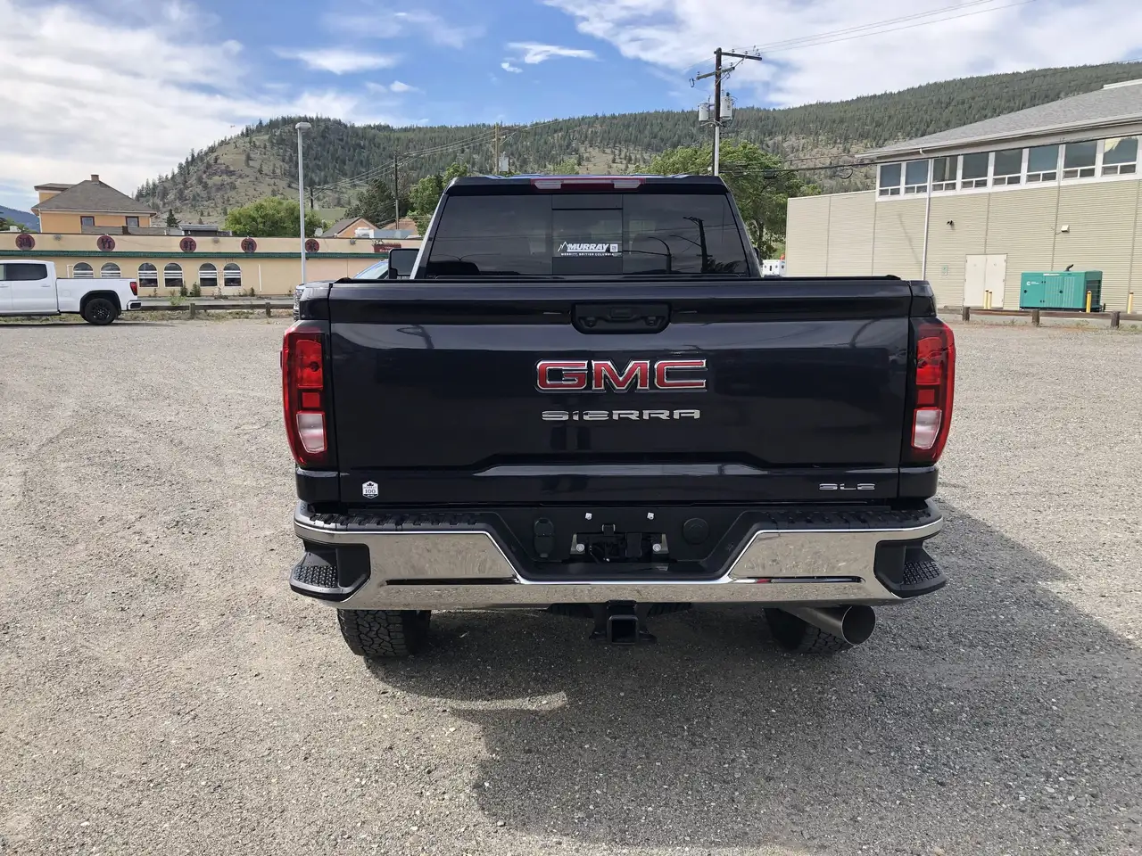 GMC Sierra 3500HD снимка GMC Sierra 3500HD