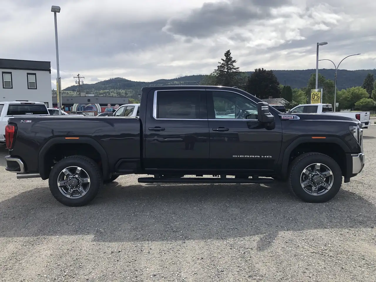 GMC Sierra 3500HD снимка GMC Sierra 3500HD