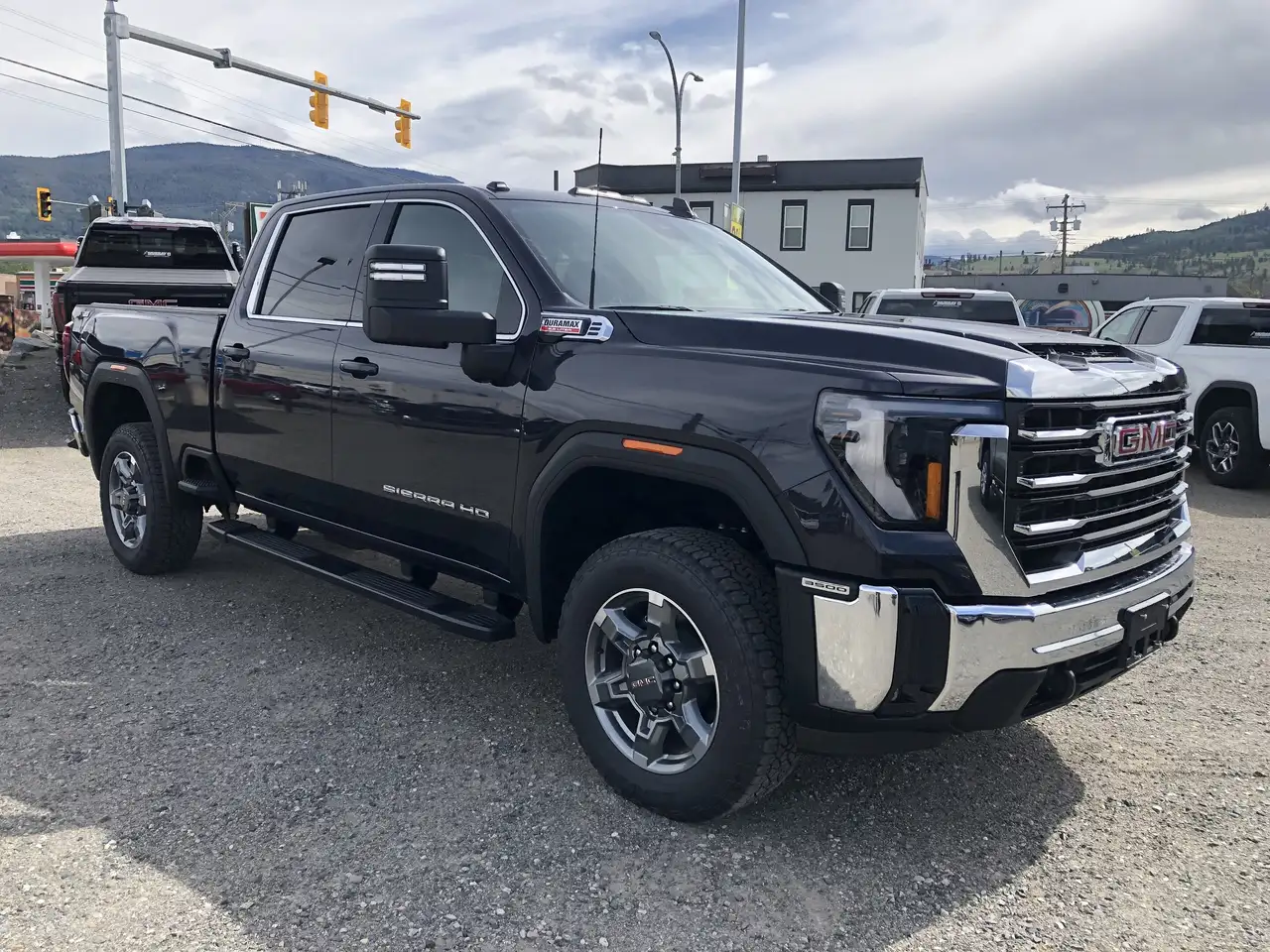 GMC Sierra 3500HD снимка GMC Sierra 3500HD