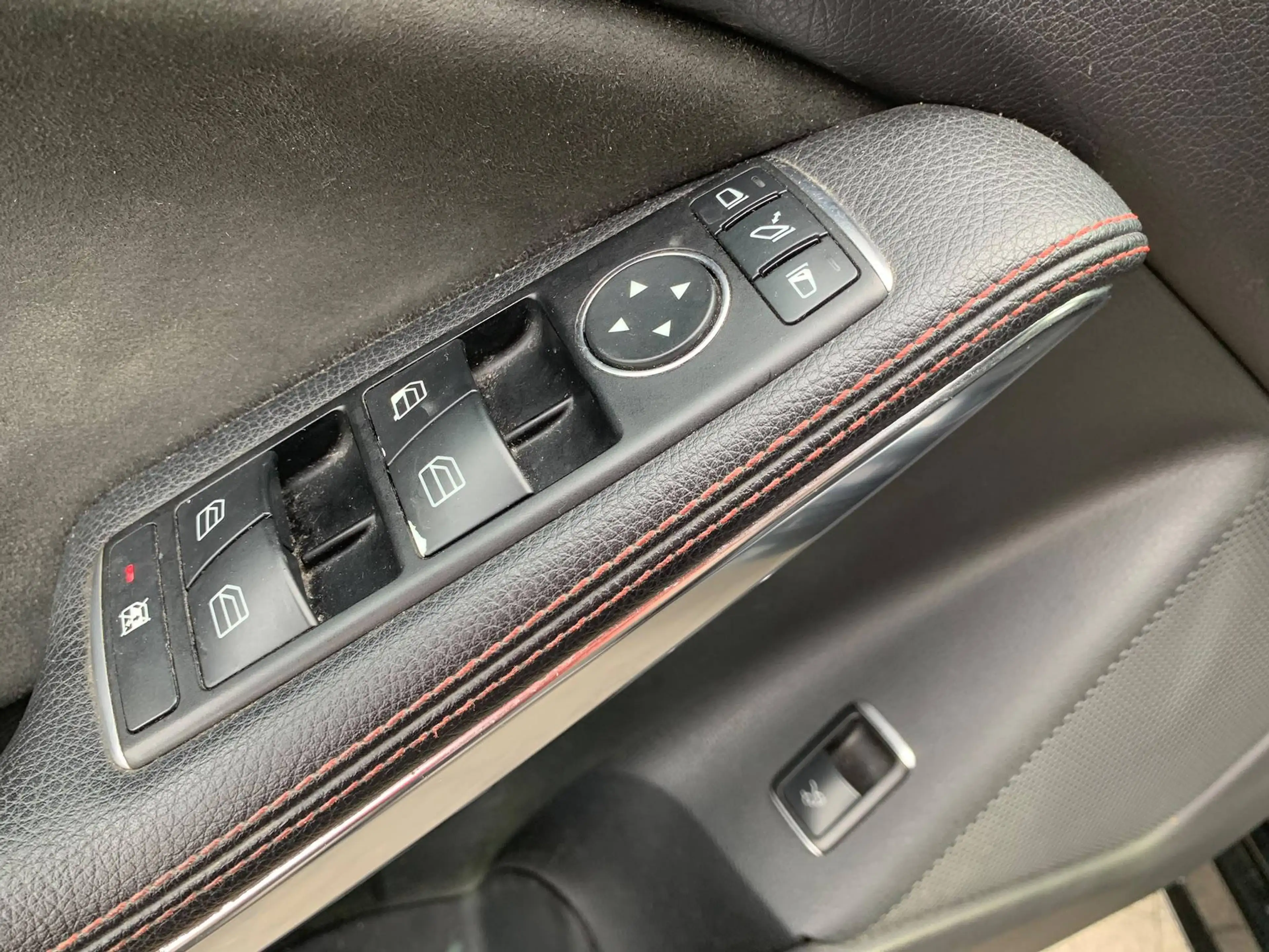 Mercedes-Benz CLA 180 AMG LINE AUTOMATIK *H&K-XENON* — photo 14