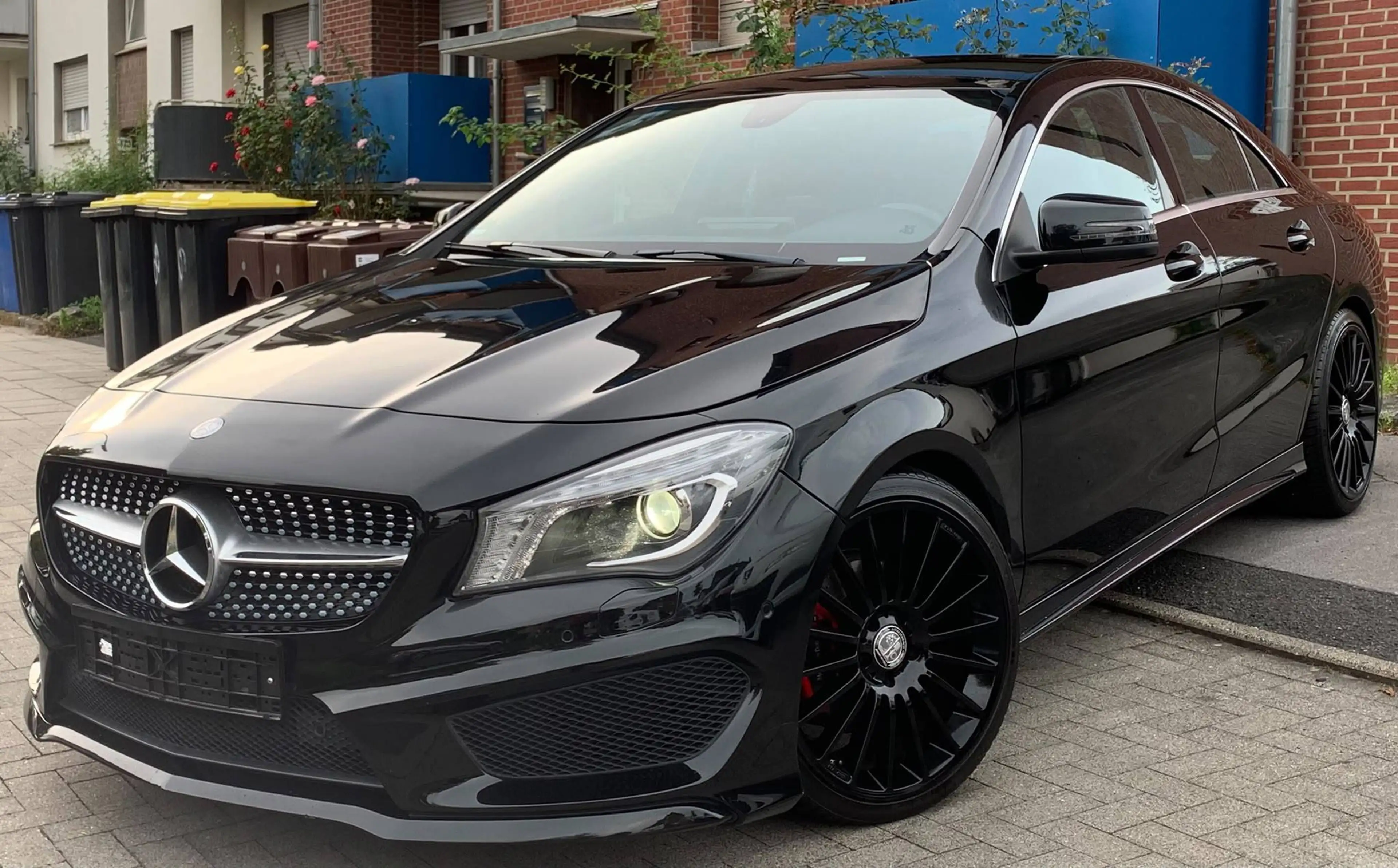 Mercedes-Benz CLA 180 AMG LINE AUTOMATIK  *H&K-XENON*