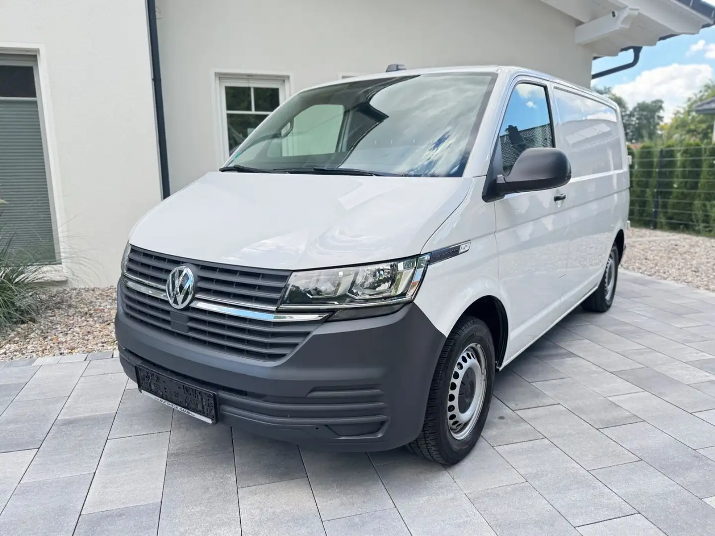 Volkswagen T6 Transporter T6.1 Kasten 150 PS DSG | SHZ | PDC | Navi | AHK Wit - 1