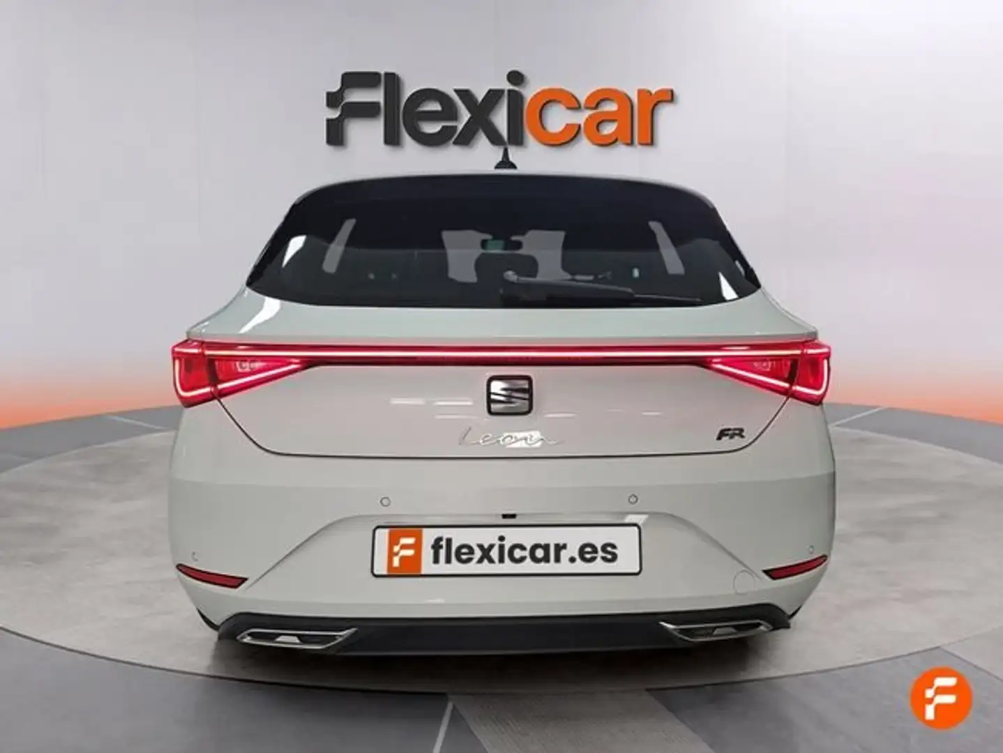SEAT Leon 1.5 TSI 85kW FR XS Blanco - 2