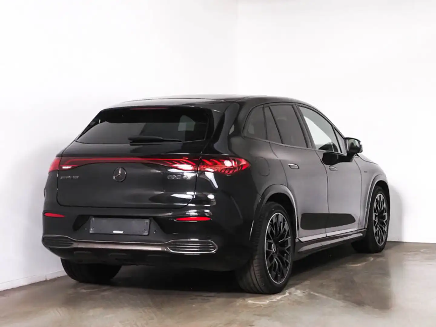 Mercedes-Benz EQE SUV AMG EQE 43 4M SUV AMG*Night*Hyperscreen Schwarz - 2