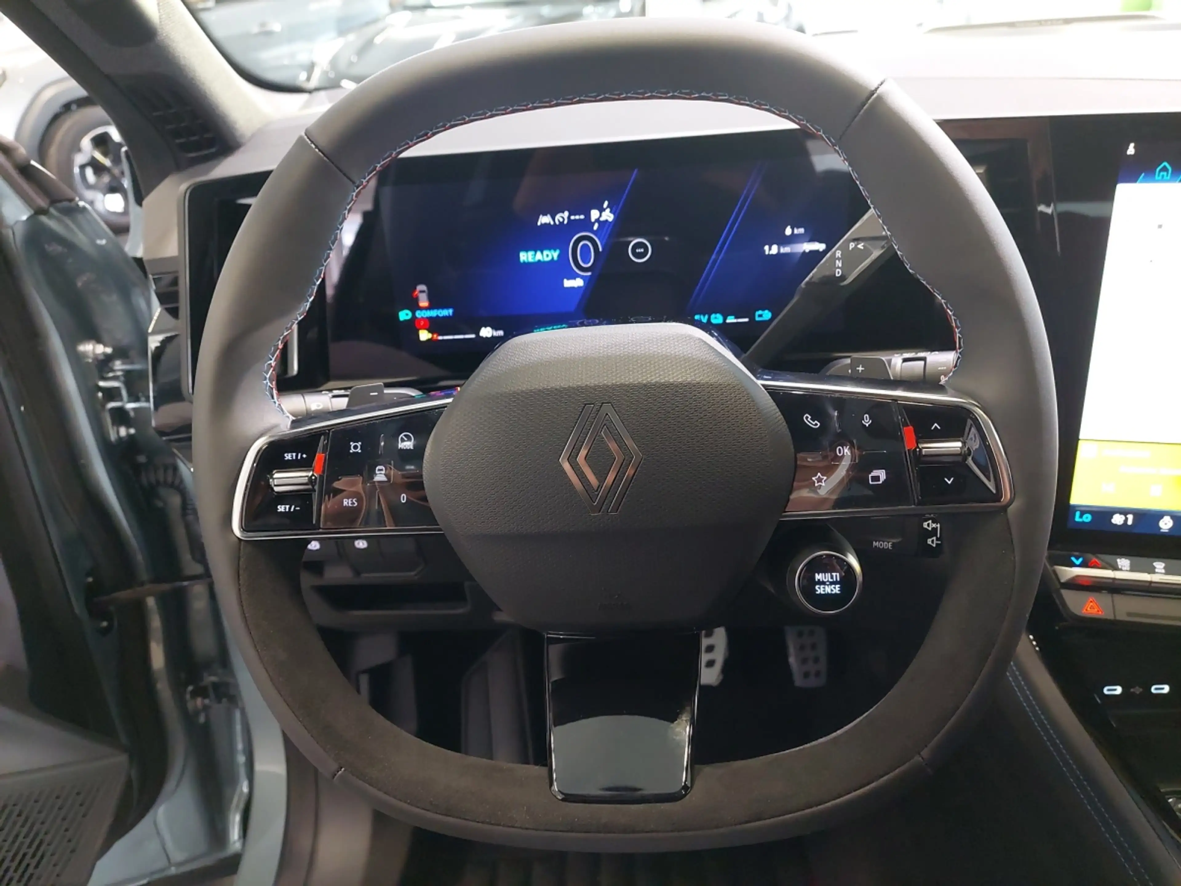 Renault Espace Esprit Alpine Full Hybrid E-Tech 200 — photo 12