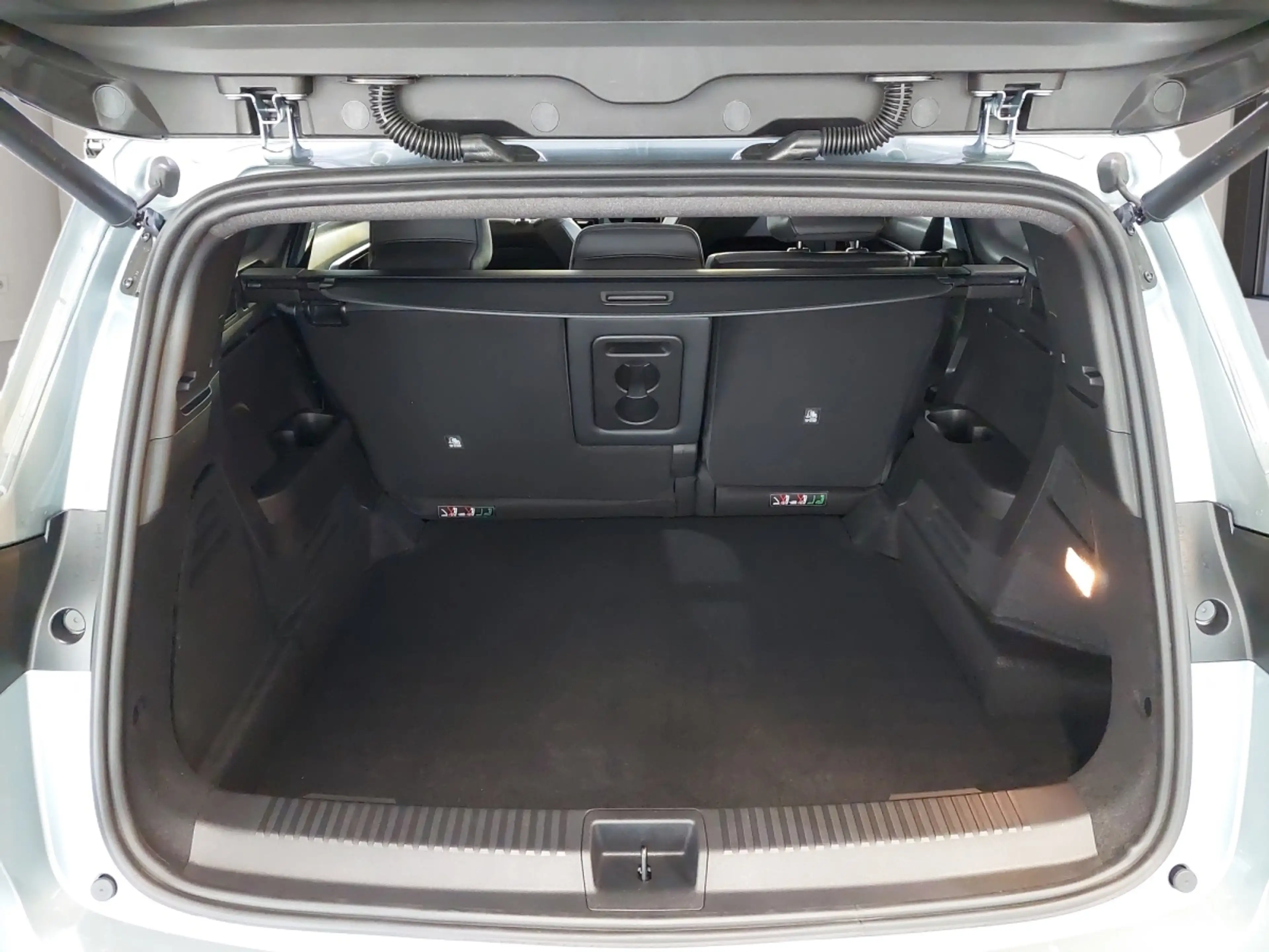 Renault Espace Esprit Alpine Full Hybrid E-Tech 200 — photo 11