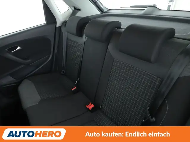 Volkswagen Polo view 14