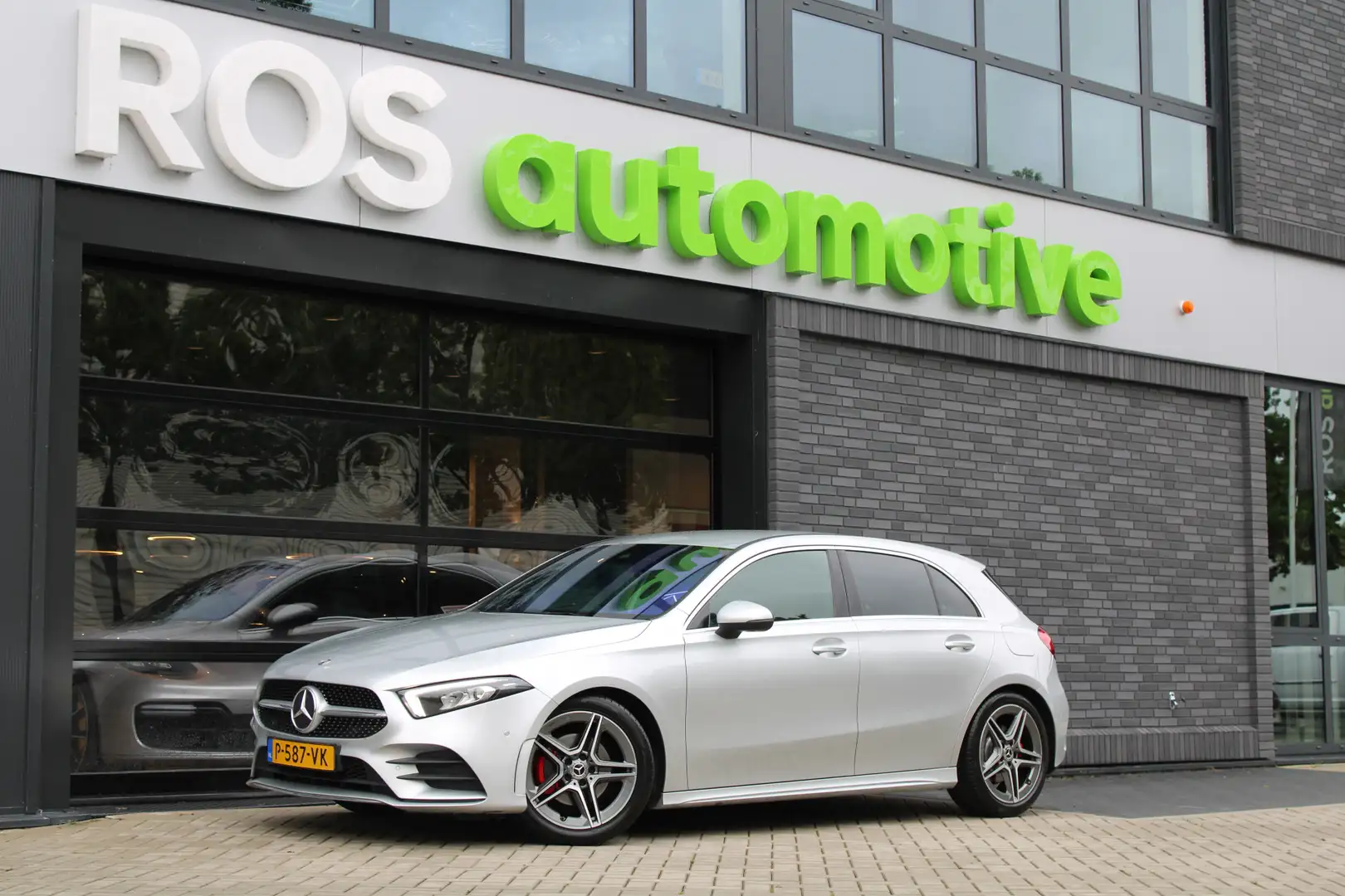 Mercedes-Benz A 200 Business Solution AMG | AMG PAKKET | STOELVERW | C Grijs - 1