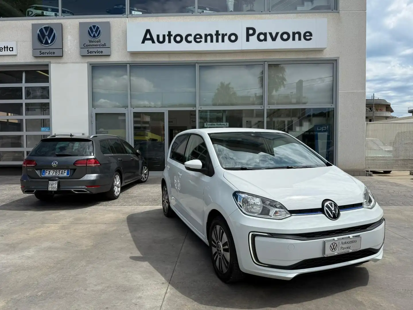 Volkswagen up! 5p e-up! 84 CV Bianco - 1