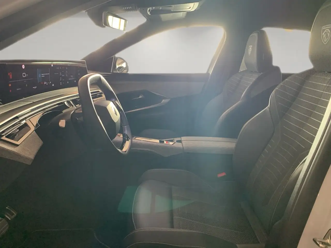 Peugeot 3008 III 2024 1.2 hybrid GT 145cv e-dcs6 7