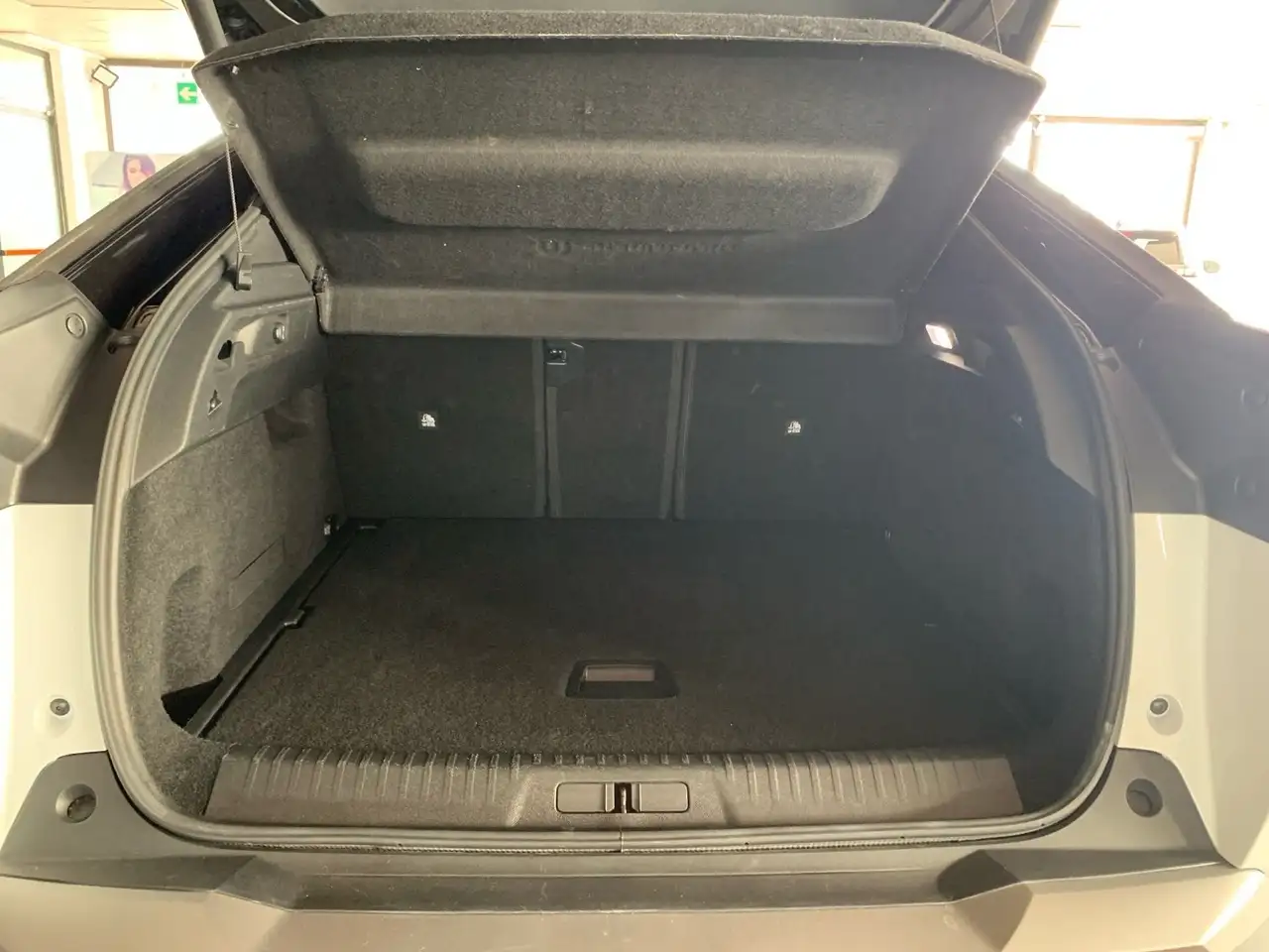 Peugeot 3008 III 2024 1.2 hybrid GT 145cv e-dcs6 16