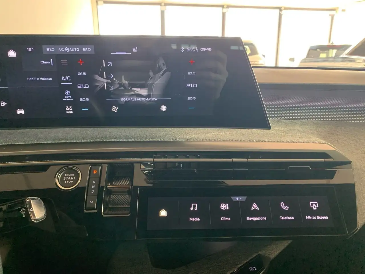 Peugeot 3008 III 2024 1.2 hybrid GT 145cv e-dcs6 12