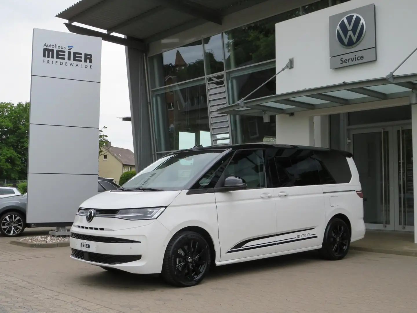 Volkswagen T7 Multivan "Edition" LÜ Lang 2.0TDI DSG AHK Weiß - 2