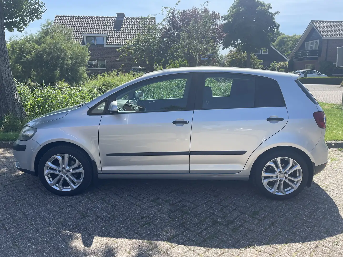 Volkswagen Golf Plus 1.4 TSI Comfortline Grijs - 2