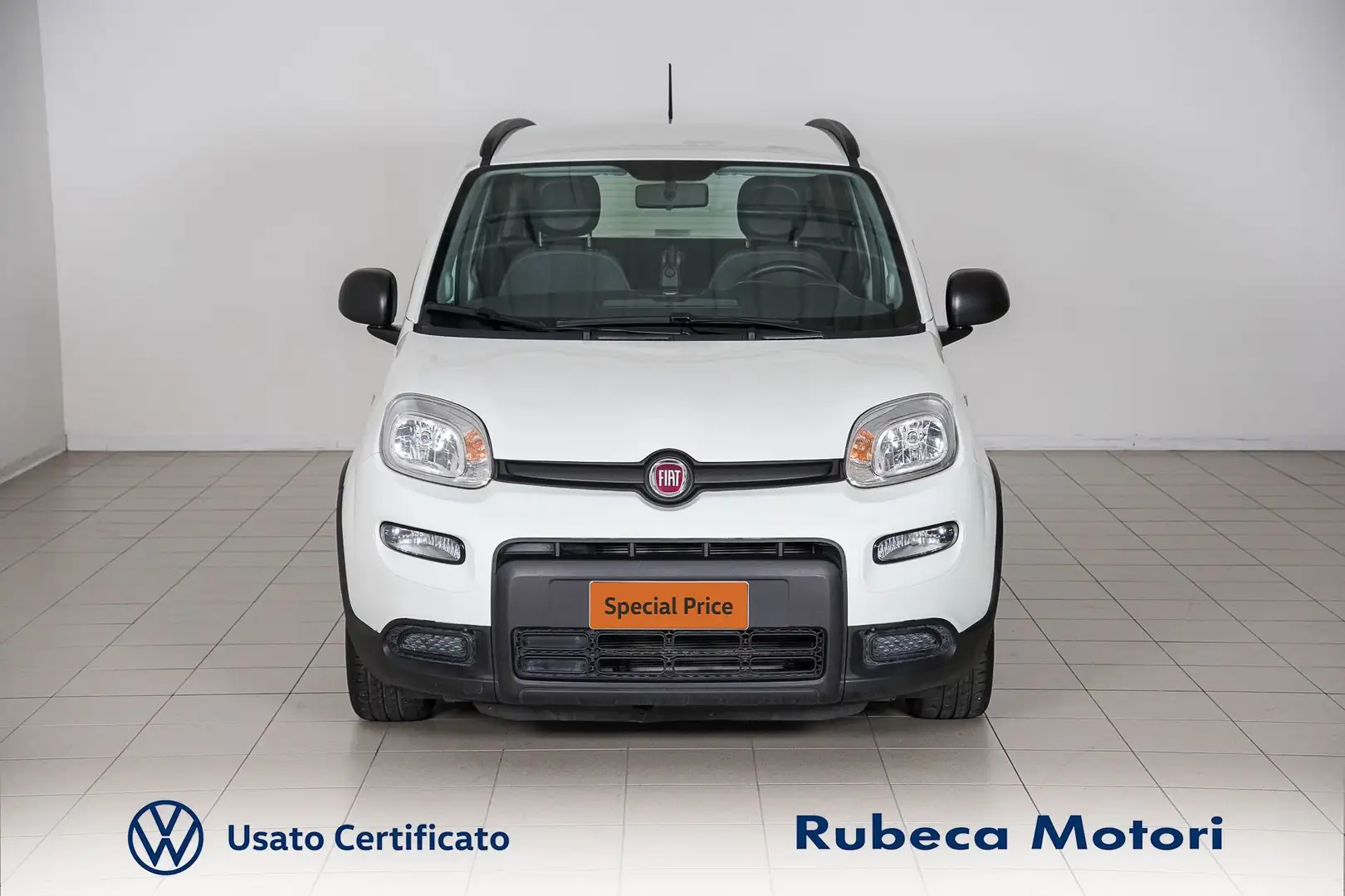 Fiat Panda 1.0 Firefly Hybrid City Life S&S 70CV Weiß - 2