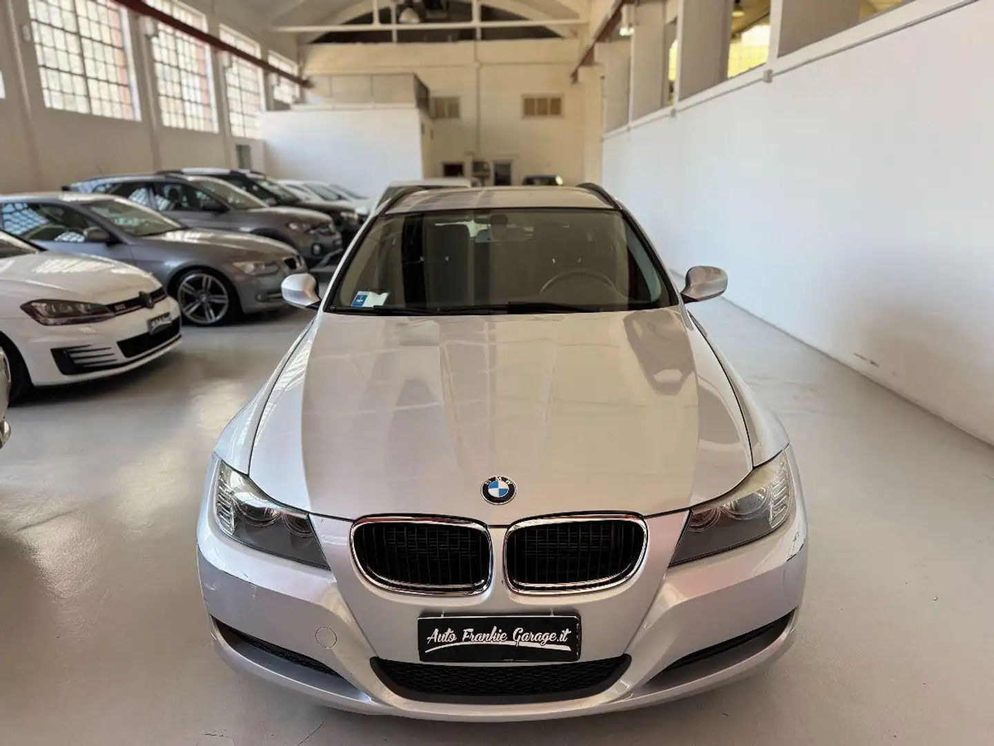 BMW 316 d 2.0 116CV cat Grau - 2