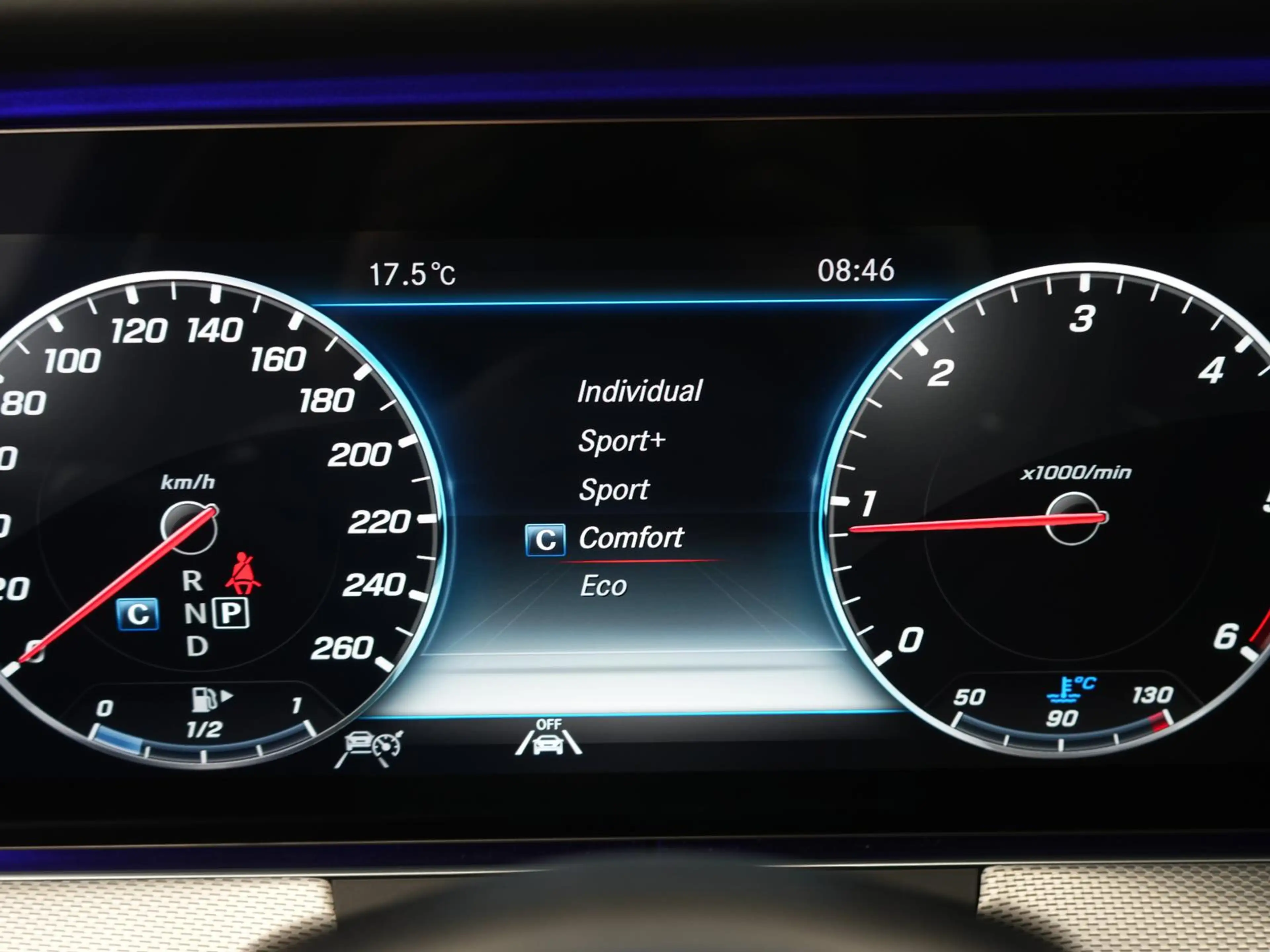 Mercedes-Benz E 220 d AMG-Line,MULTIBEAM,MEMO,360°,BURMESTE,AHK — photo 14