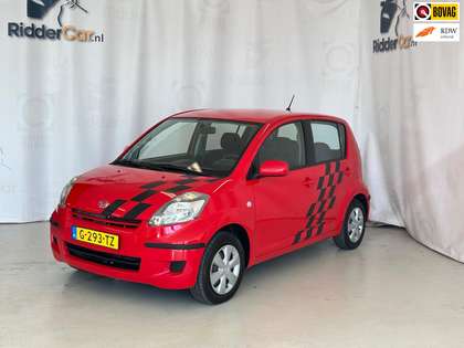 Daihatsu Sirion 2 1.0-12V Trend|ELEK RAMEN|TREKHAAK|AIRCO|RADIO|