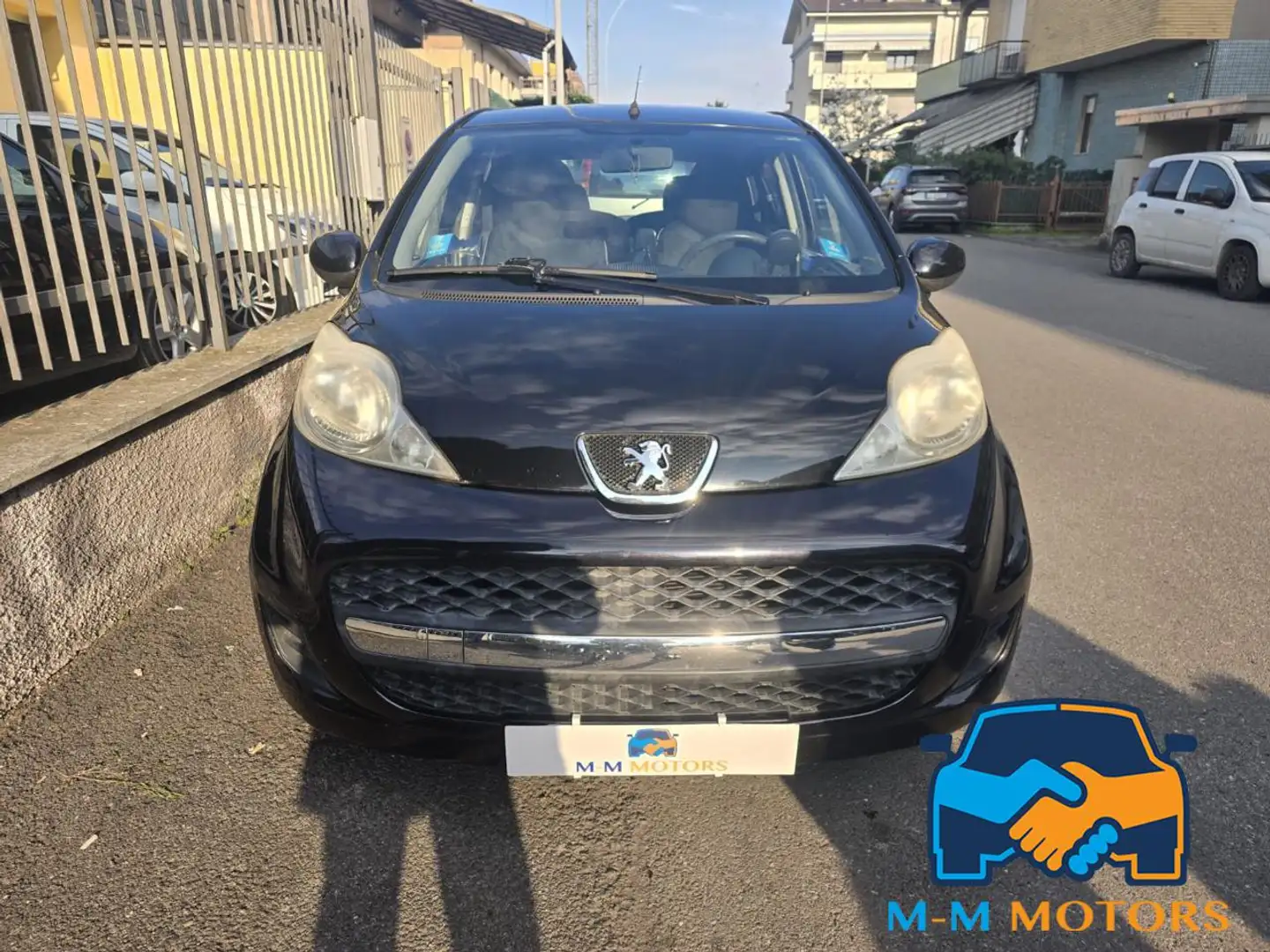 Peugeot 107 1.0 68CV 5p. Desir UNICO PROPRIETARIO Noir - 2