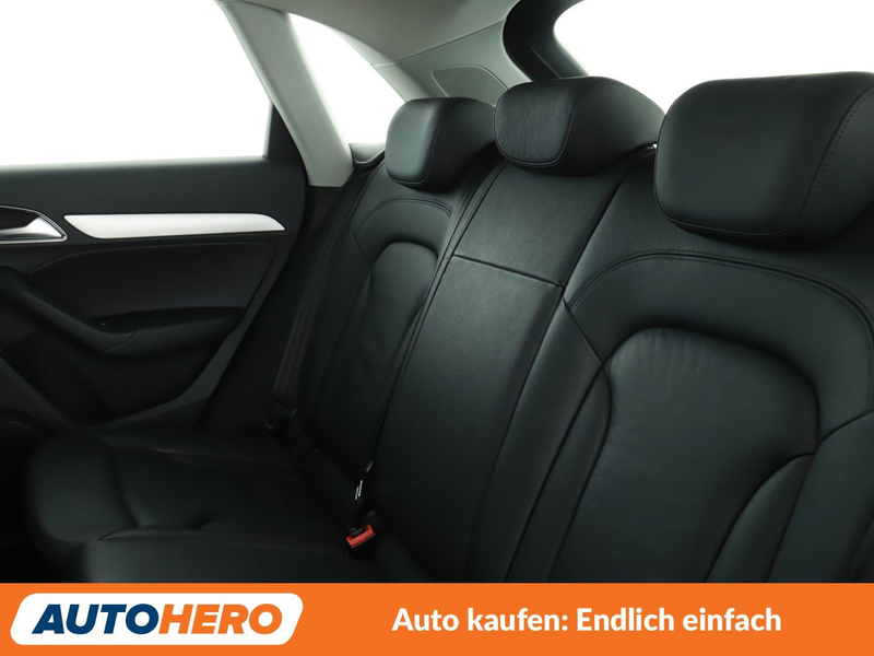 Audi Q3 2.0 TDI quattro Sport Aut.*NAVI*XENON*PDC*SHZ* — photo 14