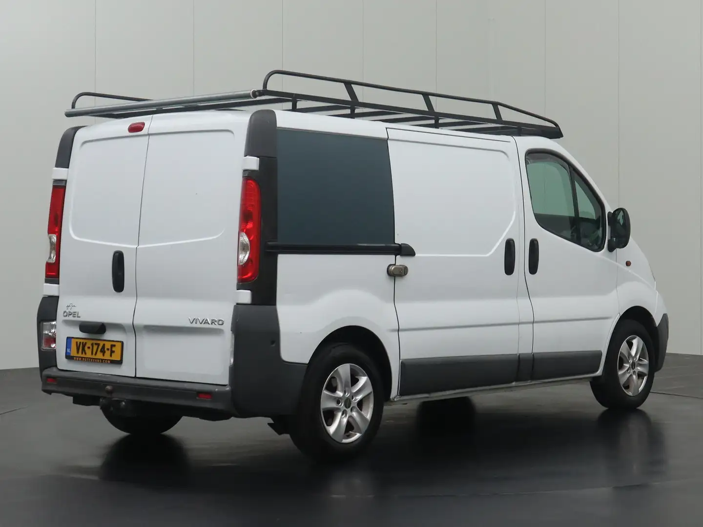 Opel Vivaro 2.0CDTI Imperiaal | Trekhaak | Airco | 3-Persoons Wit - 2