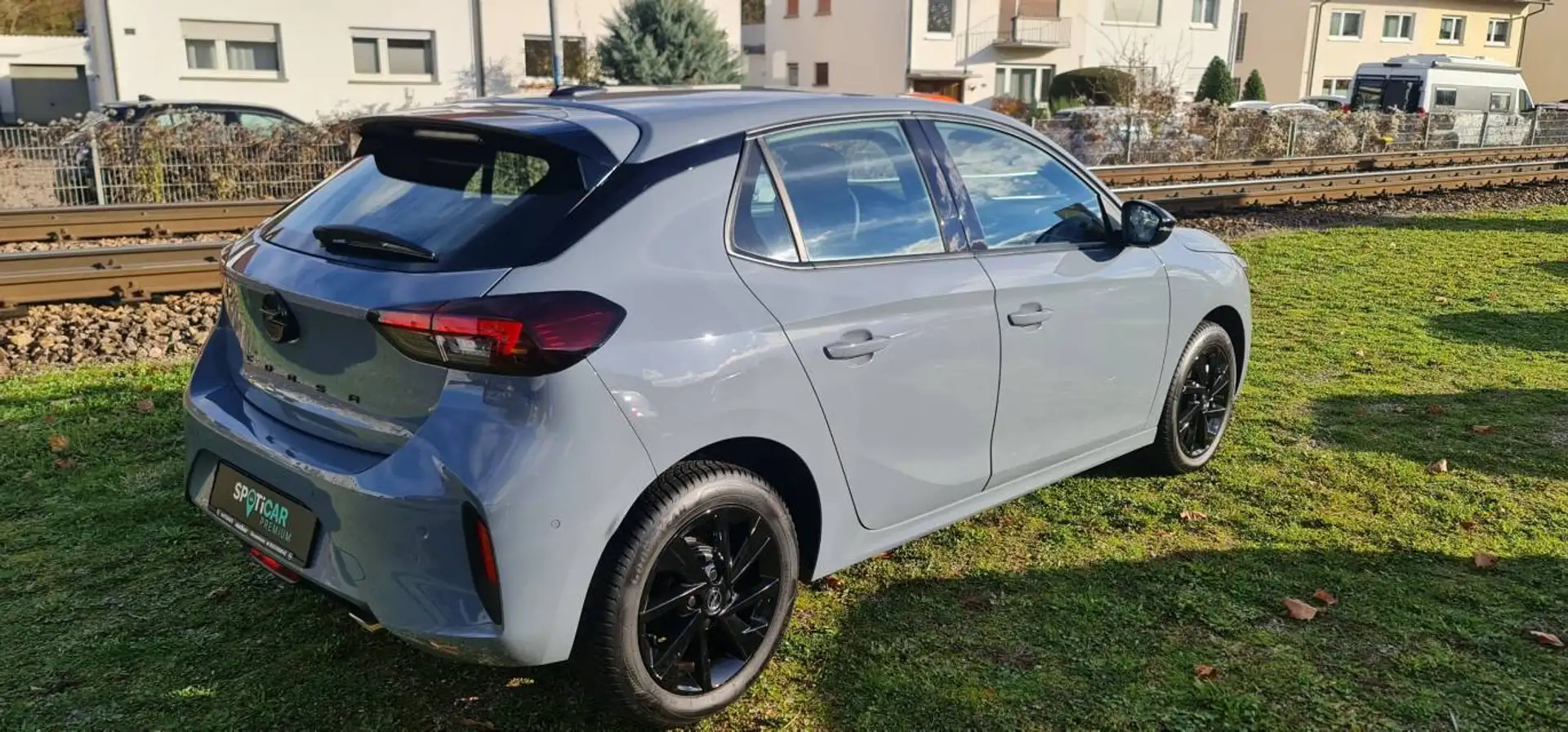 Opel Corsa CORSA 1.2 GS Gris - 2