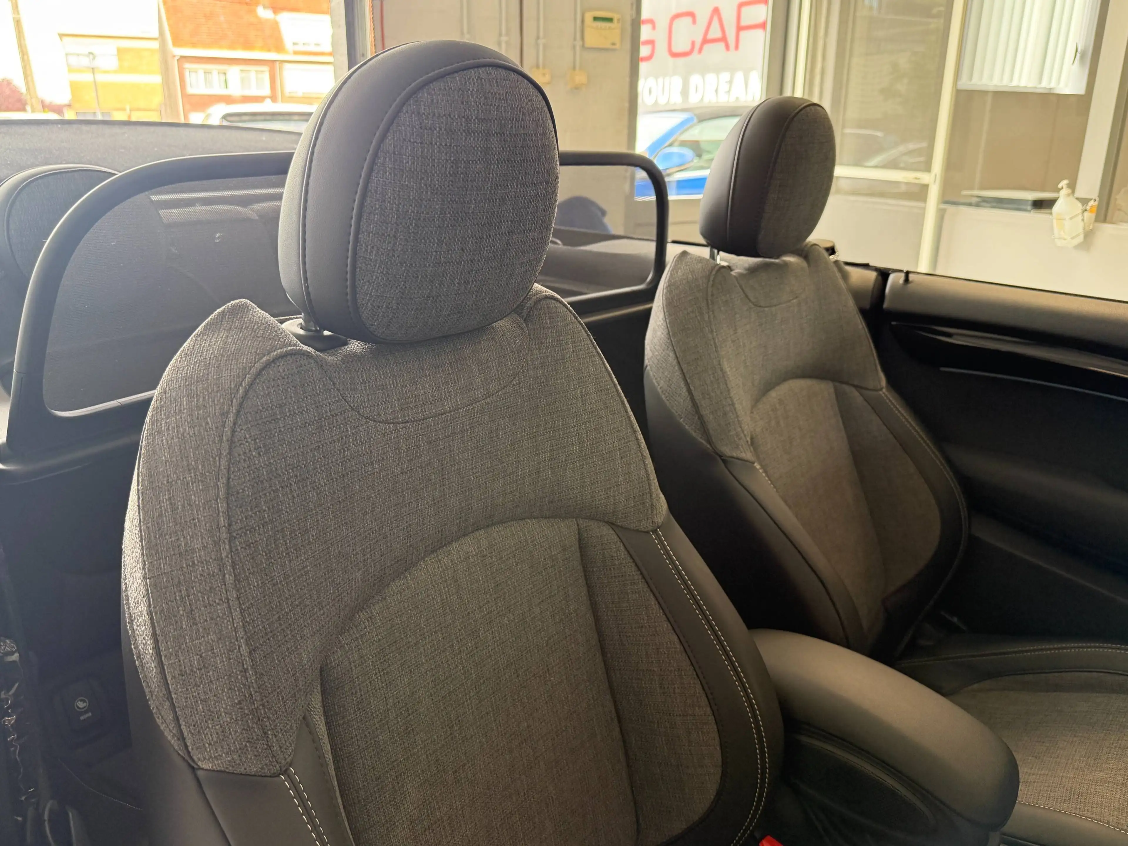 MINI Cooper Cabrio Automaat Classic Trim "Apple Carplay" — photo 9