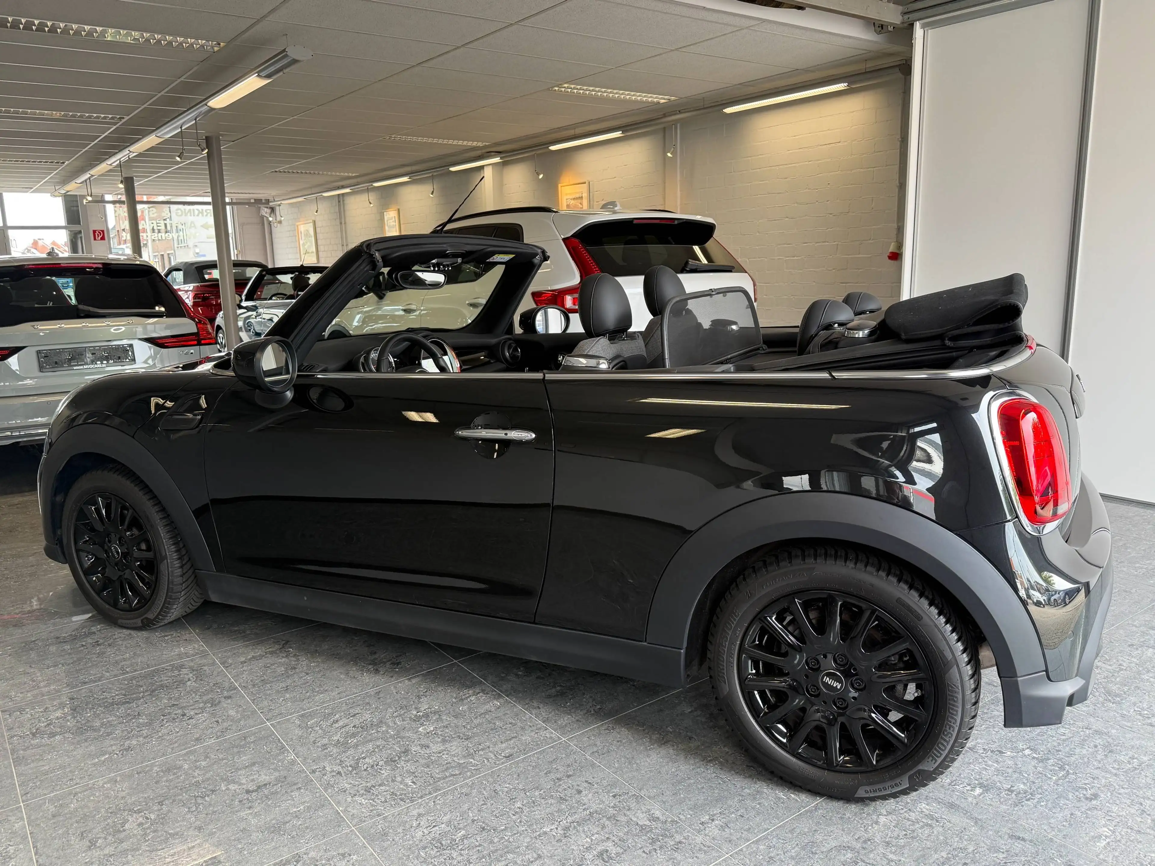 MINI Cooper Cabrio Automaat Classic Trim "Apple Carplay" — photo 3