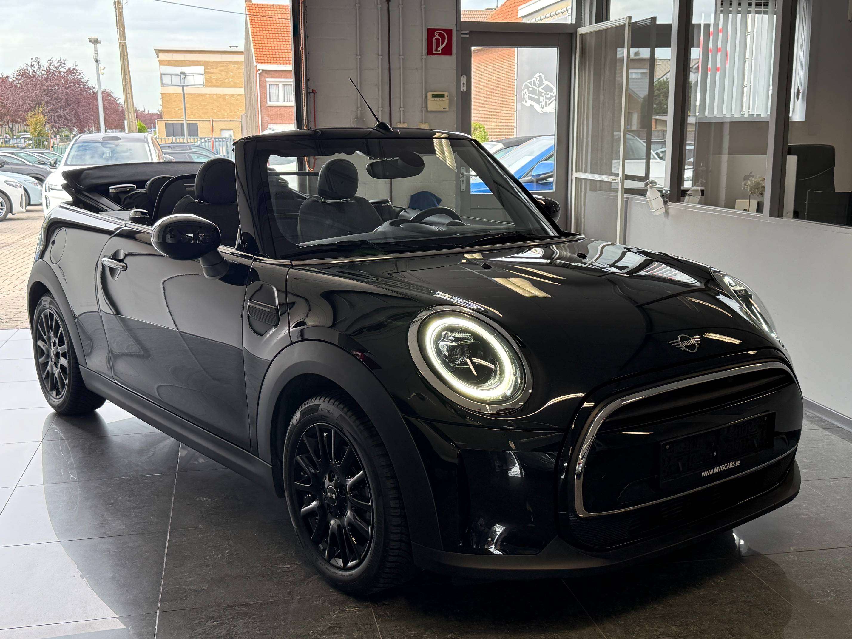 MINI Cooper Cabrio