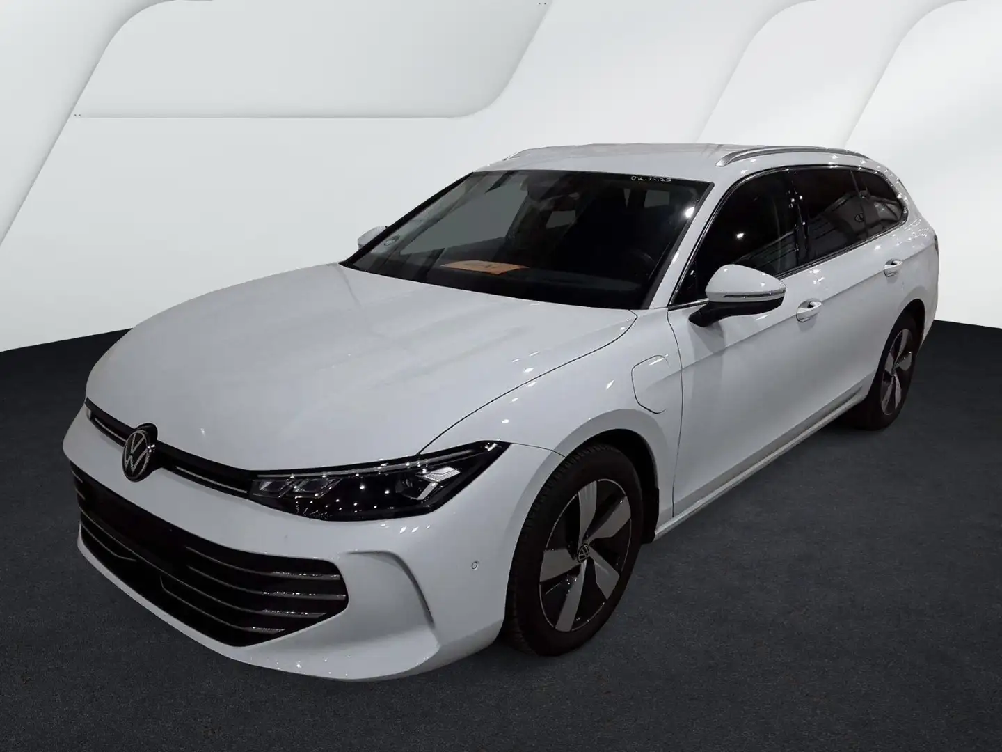Volkswagen Passat Variant Business 1.5 eHybrid AHK/HuD/Navi Weiß - 2