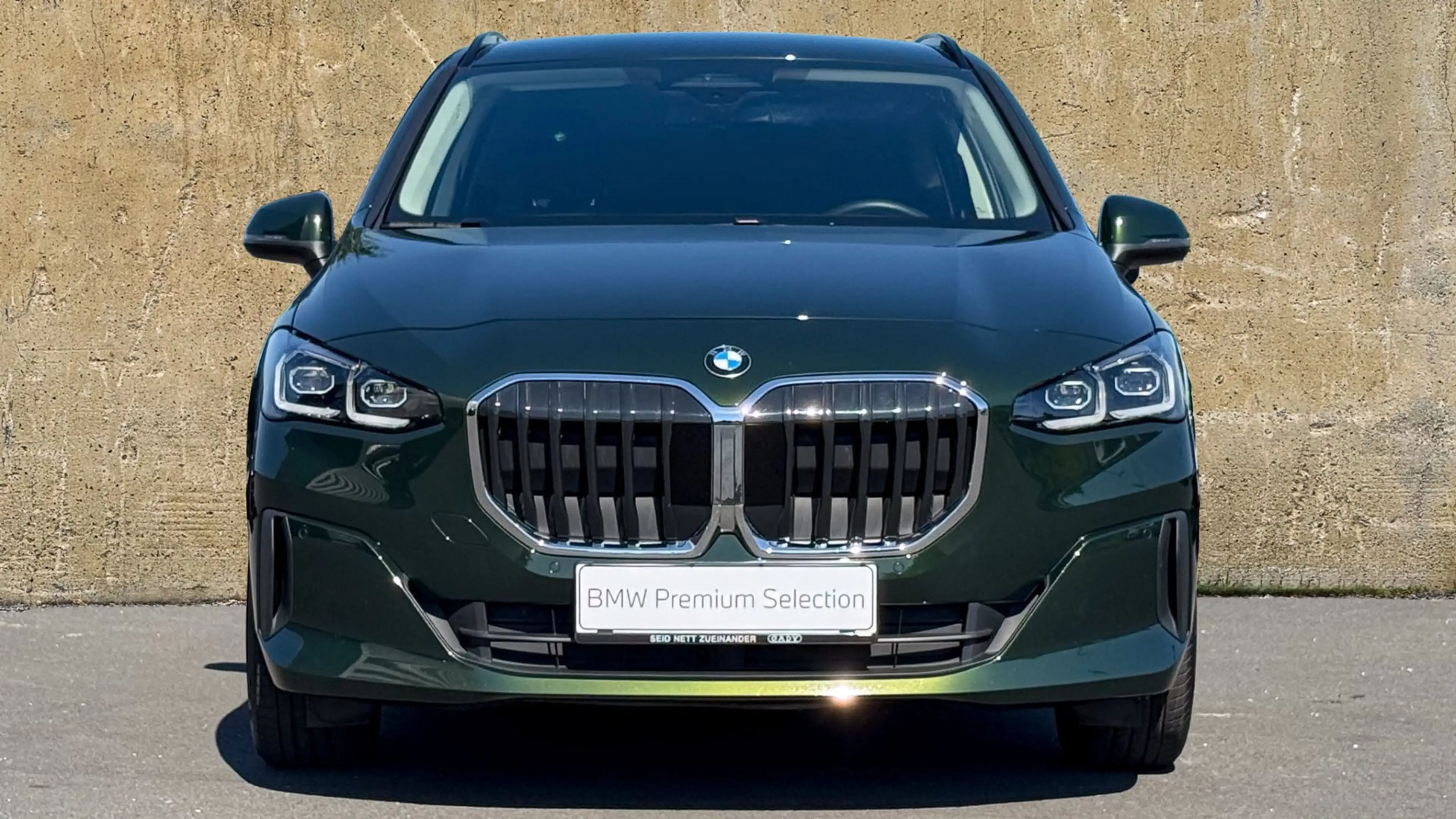 BMW 220 d — photo 2