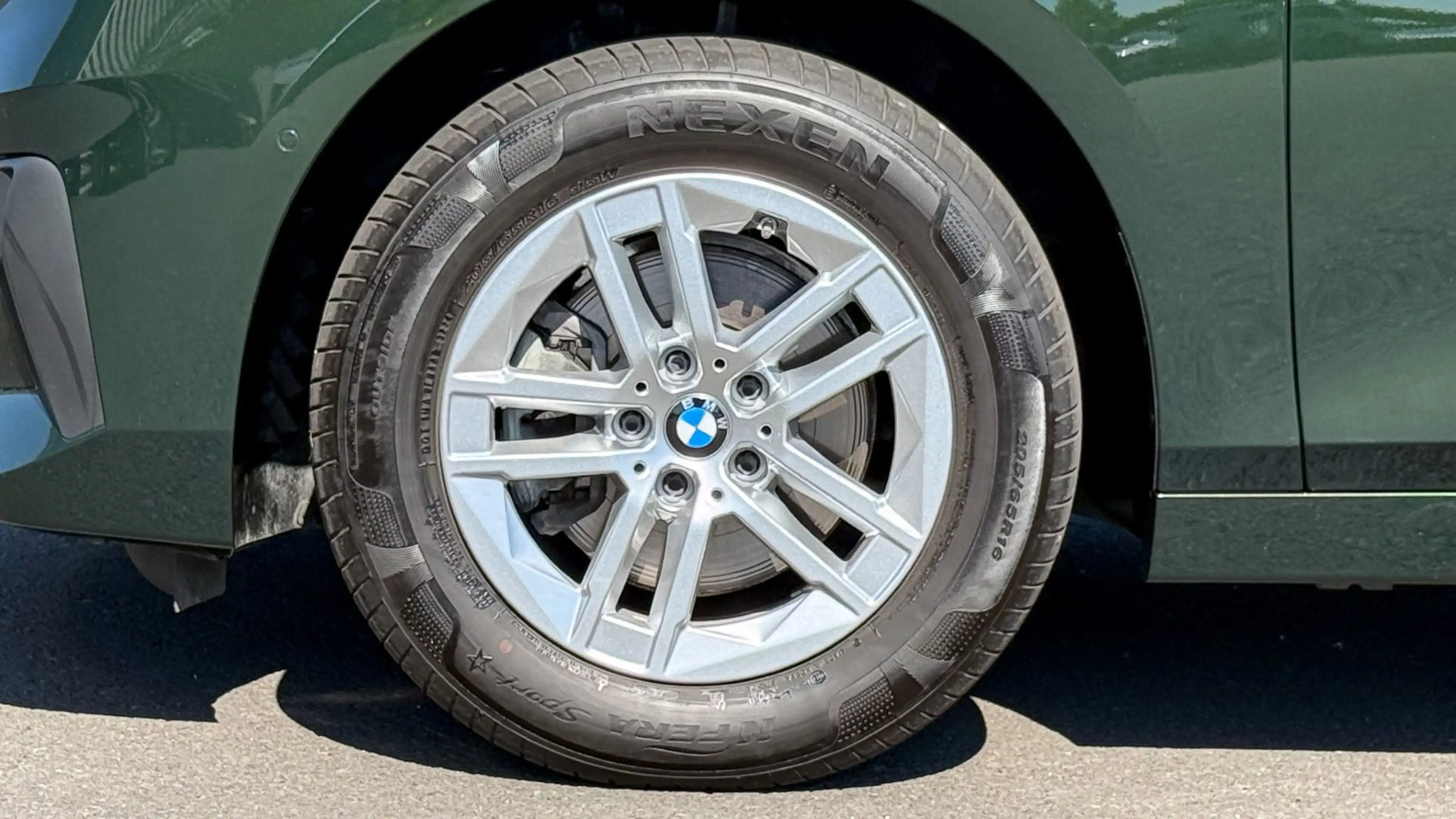 BMW 220 d — photo 7