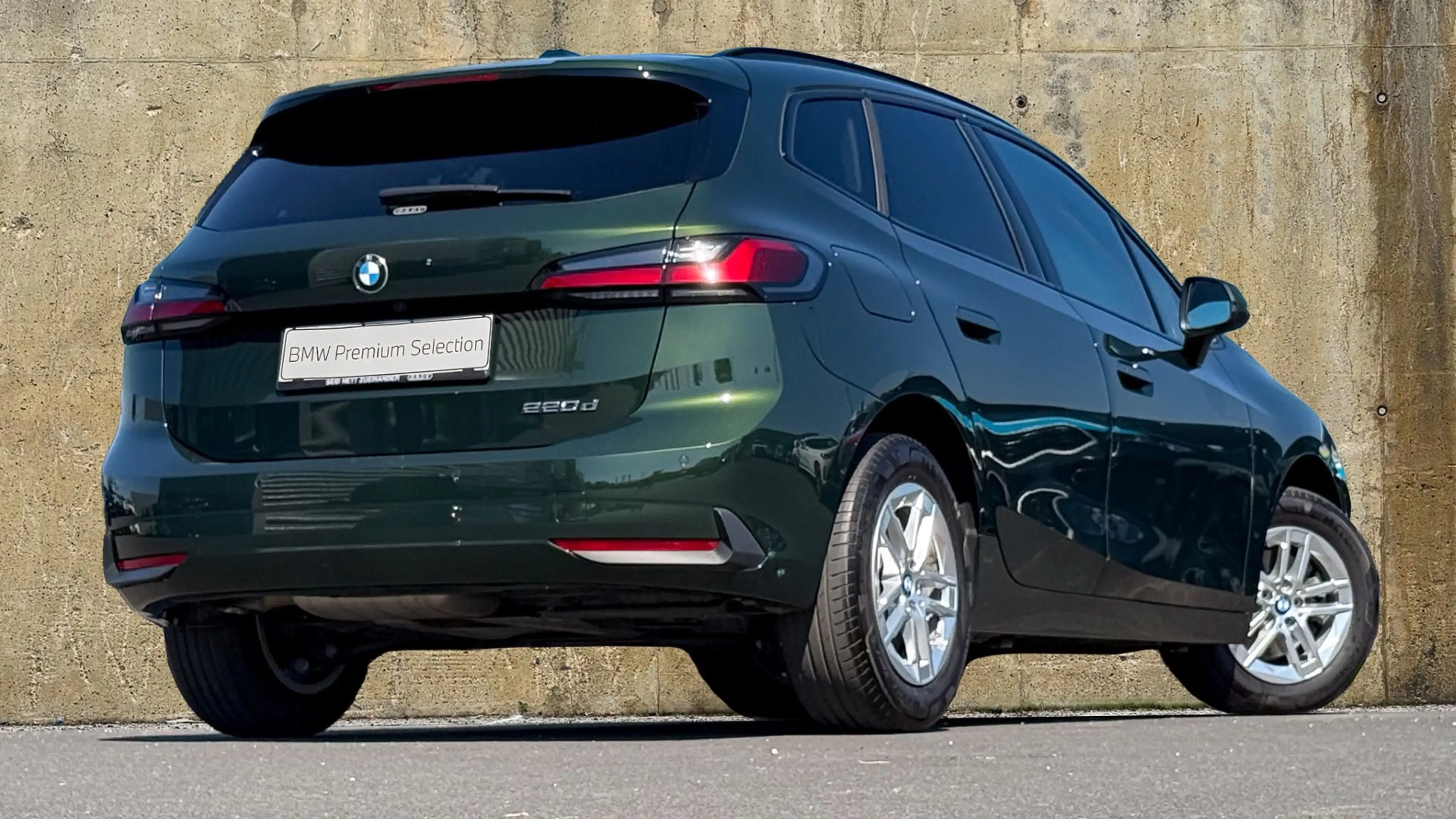 BMW 220 d — photo 4