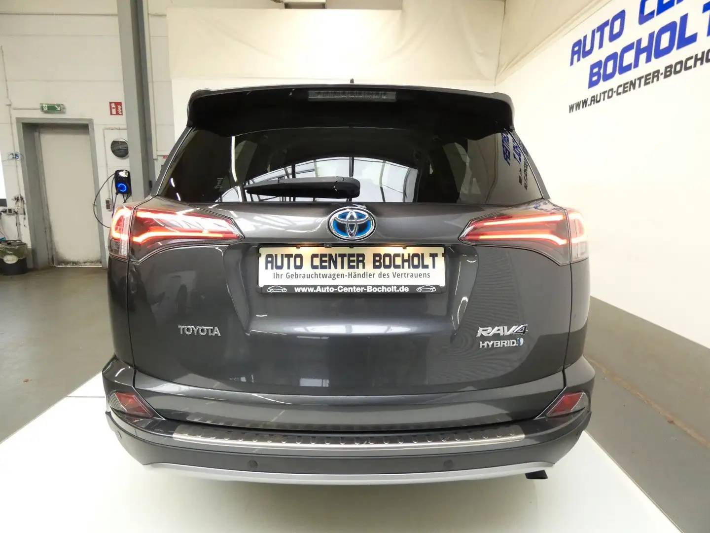 Toyota RAV 4 RAV4 Team D*Aut*Klimaaut*Navi*RFK Grau - 2