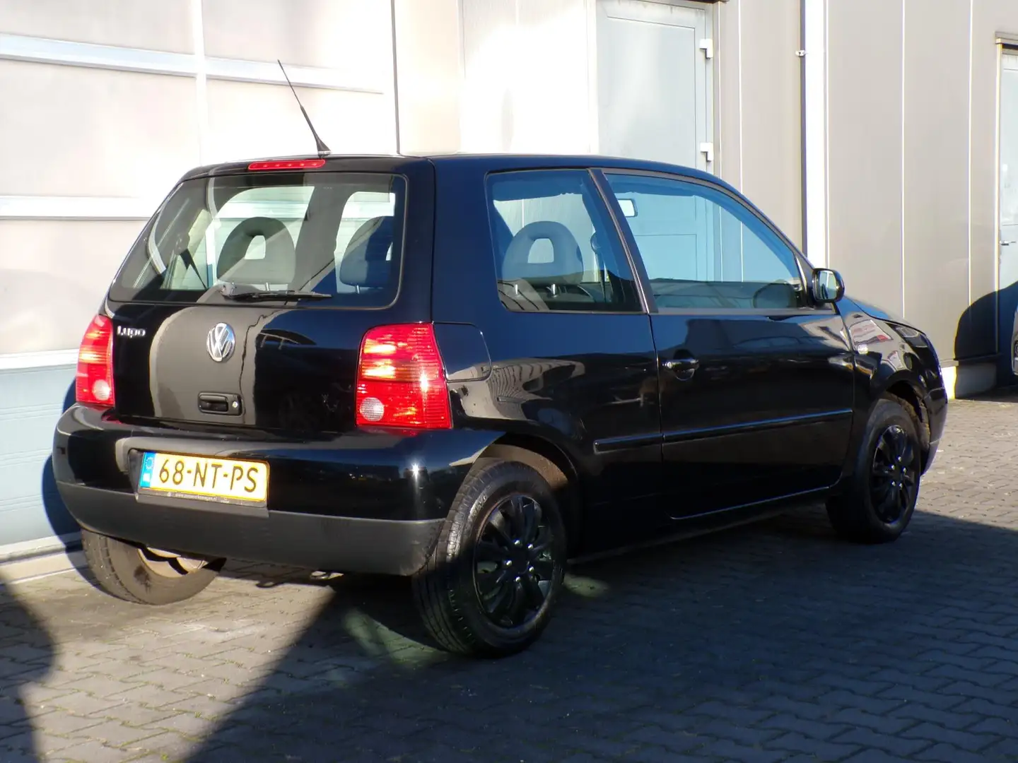 Volkswagen Lupo 1.4 Sportline Schwarz - 2