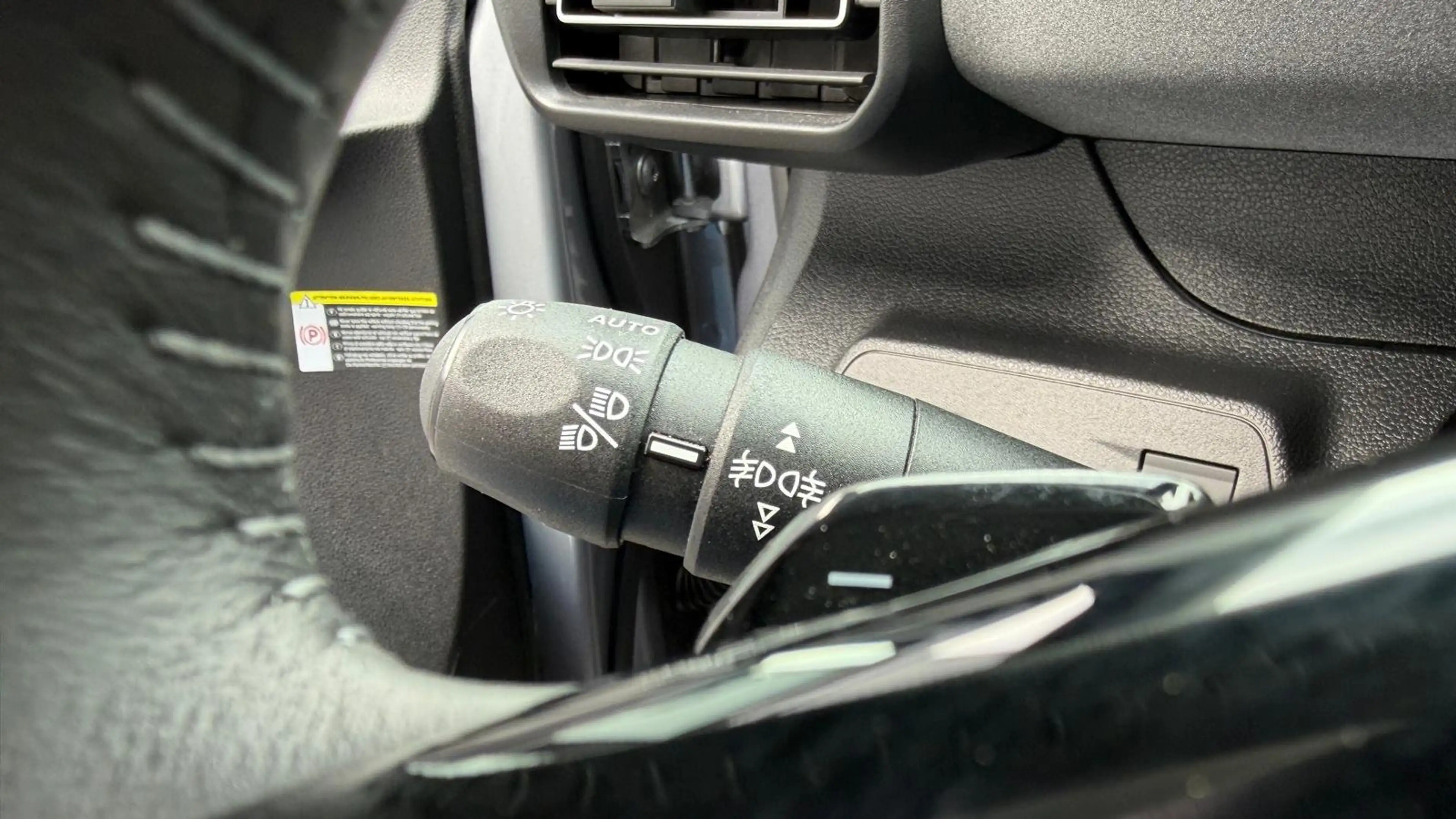 Peugeot e-Rifter EV 50KWH 136PK L1 ALLURE / NAVI / AIRCO / LED / PD — photo 20