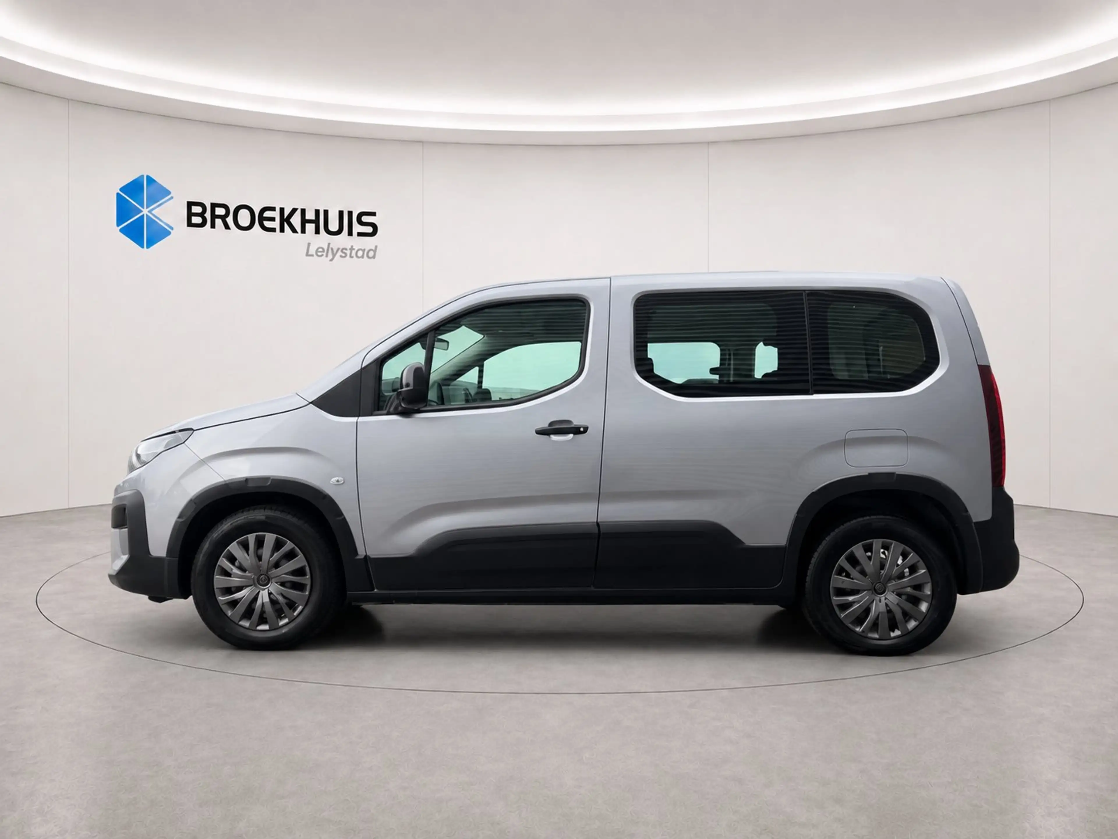Peugeot e-Rifter EV 50KWH 136PK L1 ALLURE / NAVI / AIRCO / LED / PD — photo 2